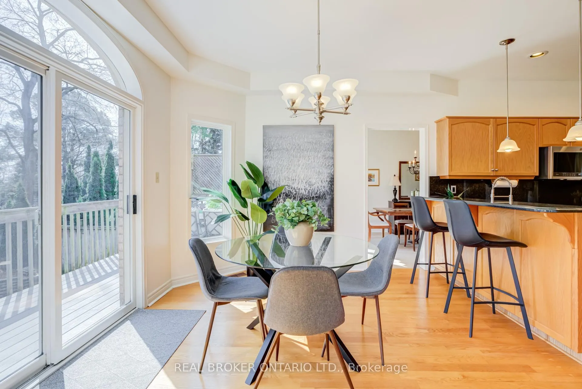 Photo 12 of 886 Darwin Drive, Pickering, Dunbarton — HOMEH