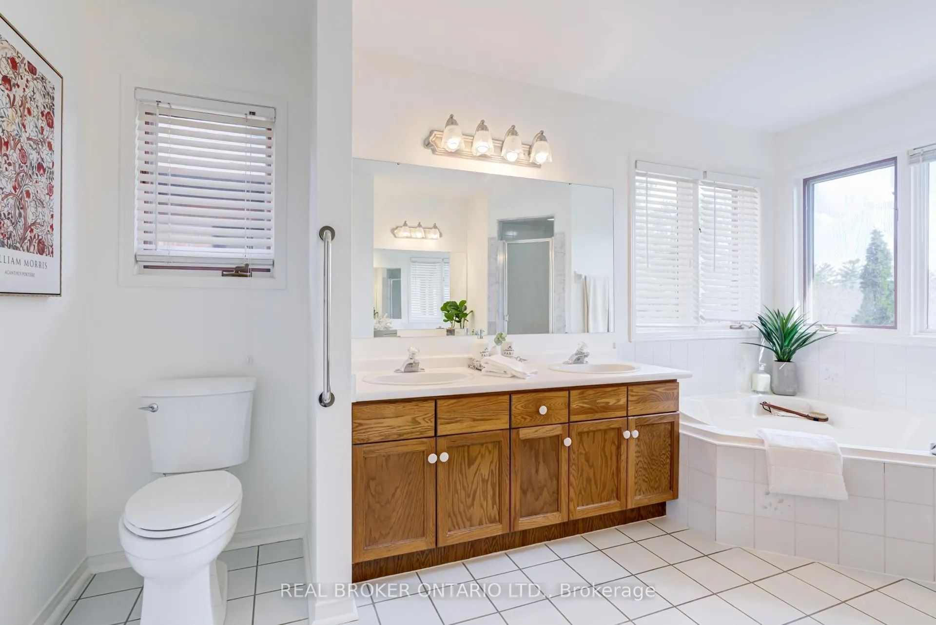 Photo 22 of 886 Darwin Drive, Pickering, Dunbarton — HOMEH