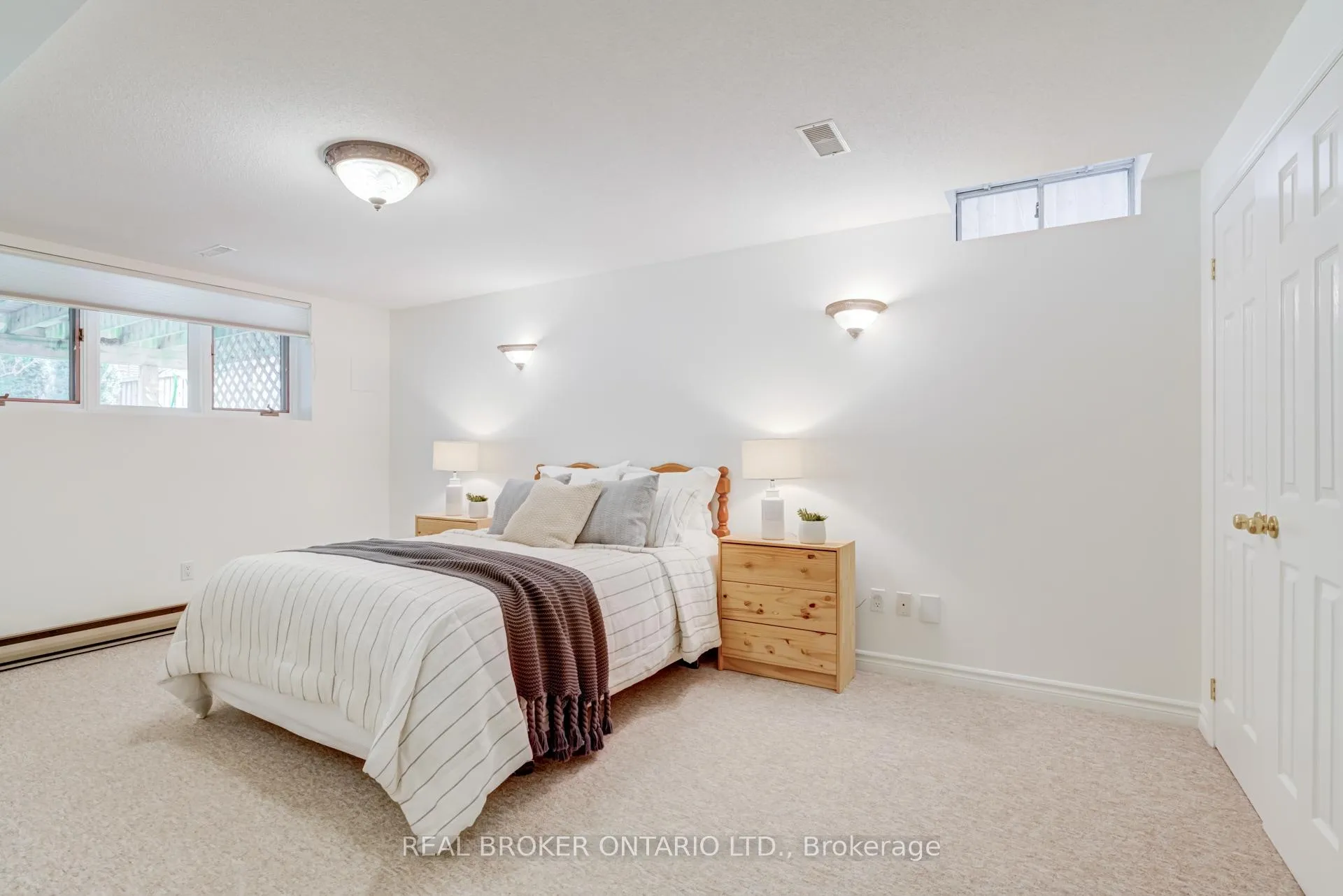 Photo 39 of 886 Darwin Drive, Pickering, Dunbarton — HOMEH