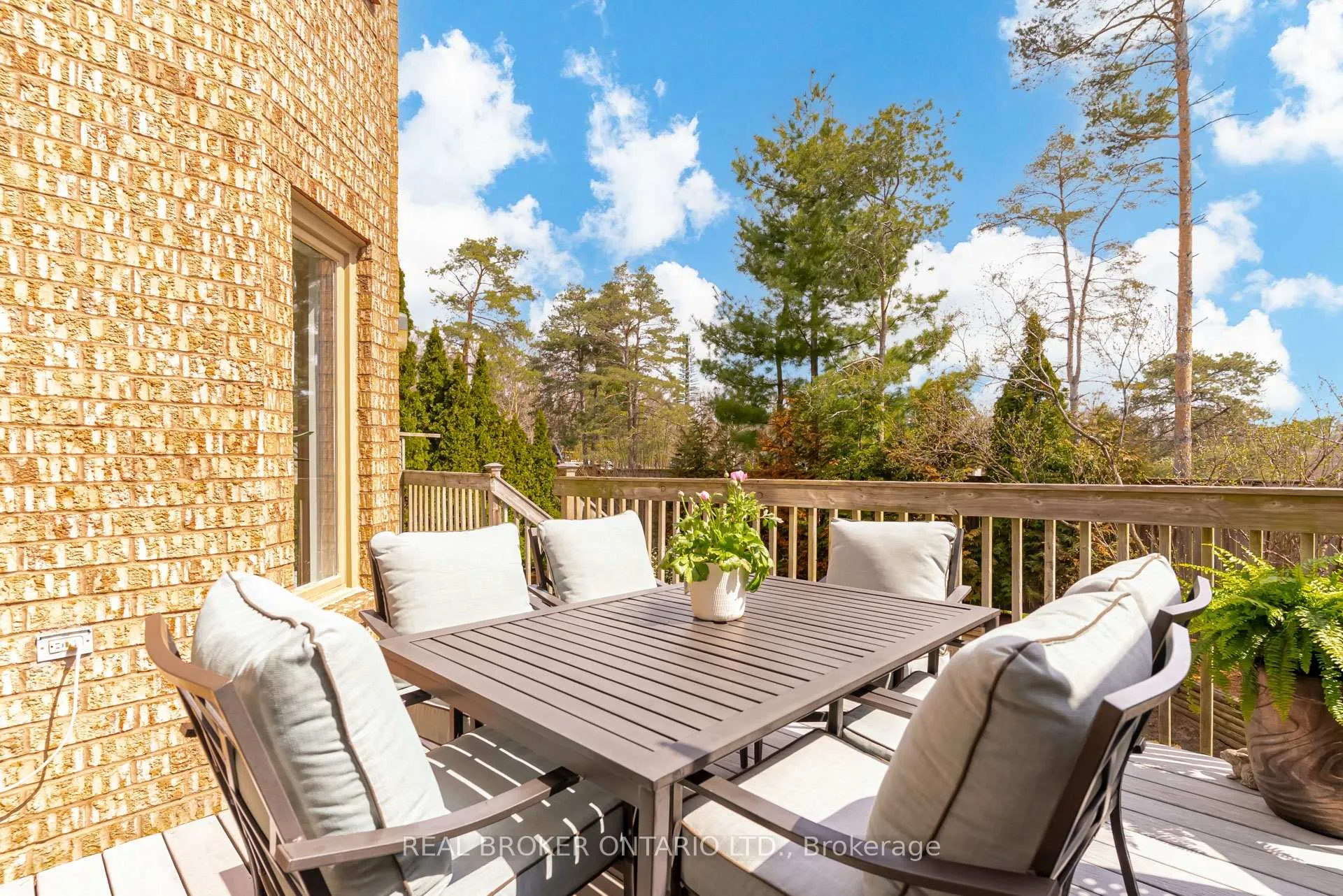 Photo 44 of 886 Darwin Drive, Pickering, Dunbarton — HOMEH