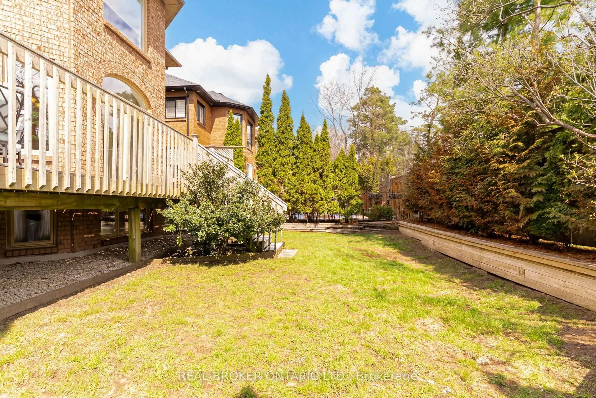 Photo 47 of 886 Darwin Drive, Pickering, Dunbarton — HOMEH