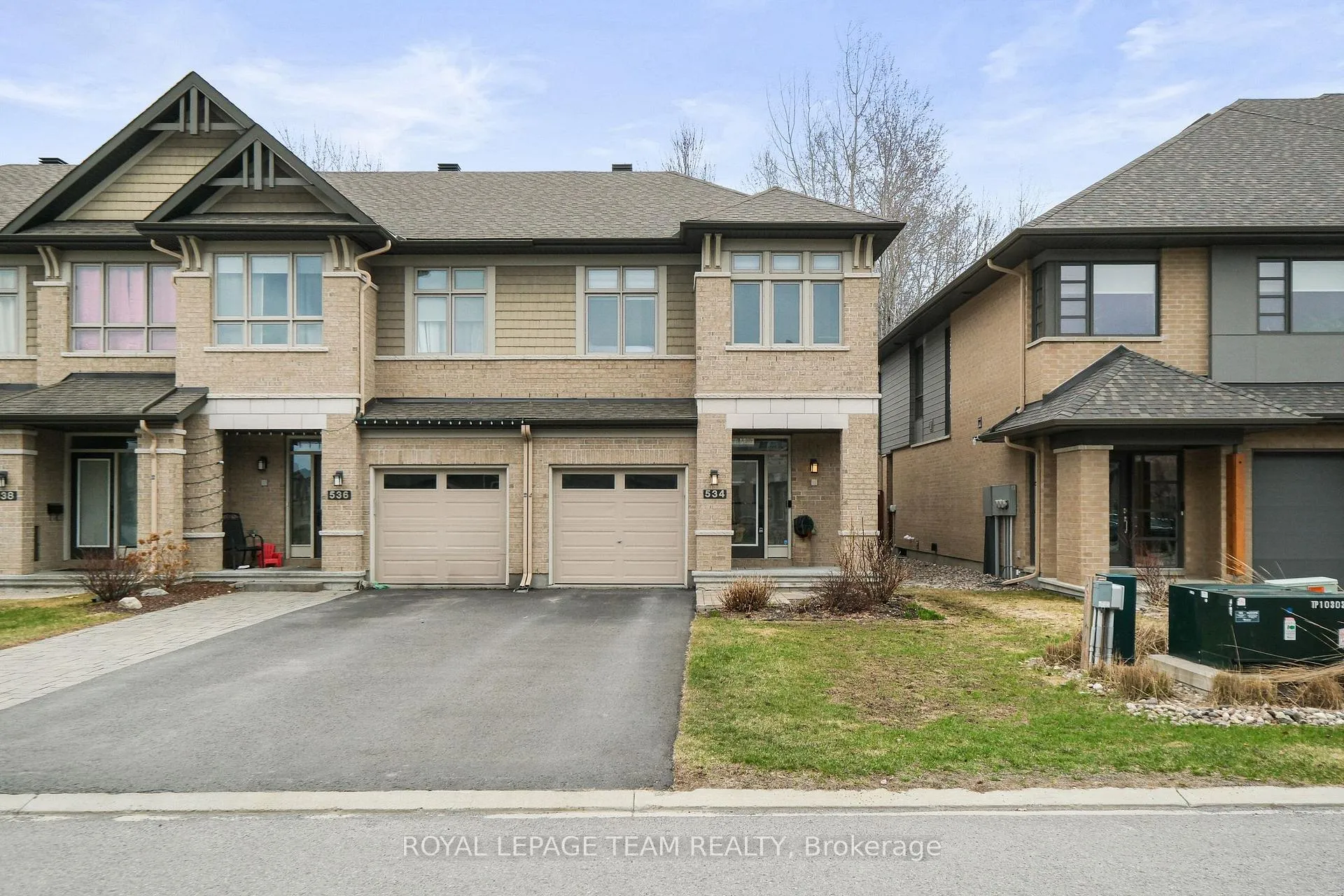 Front of 534 Stargazer Crescent