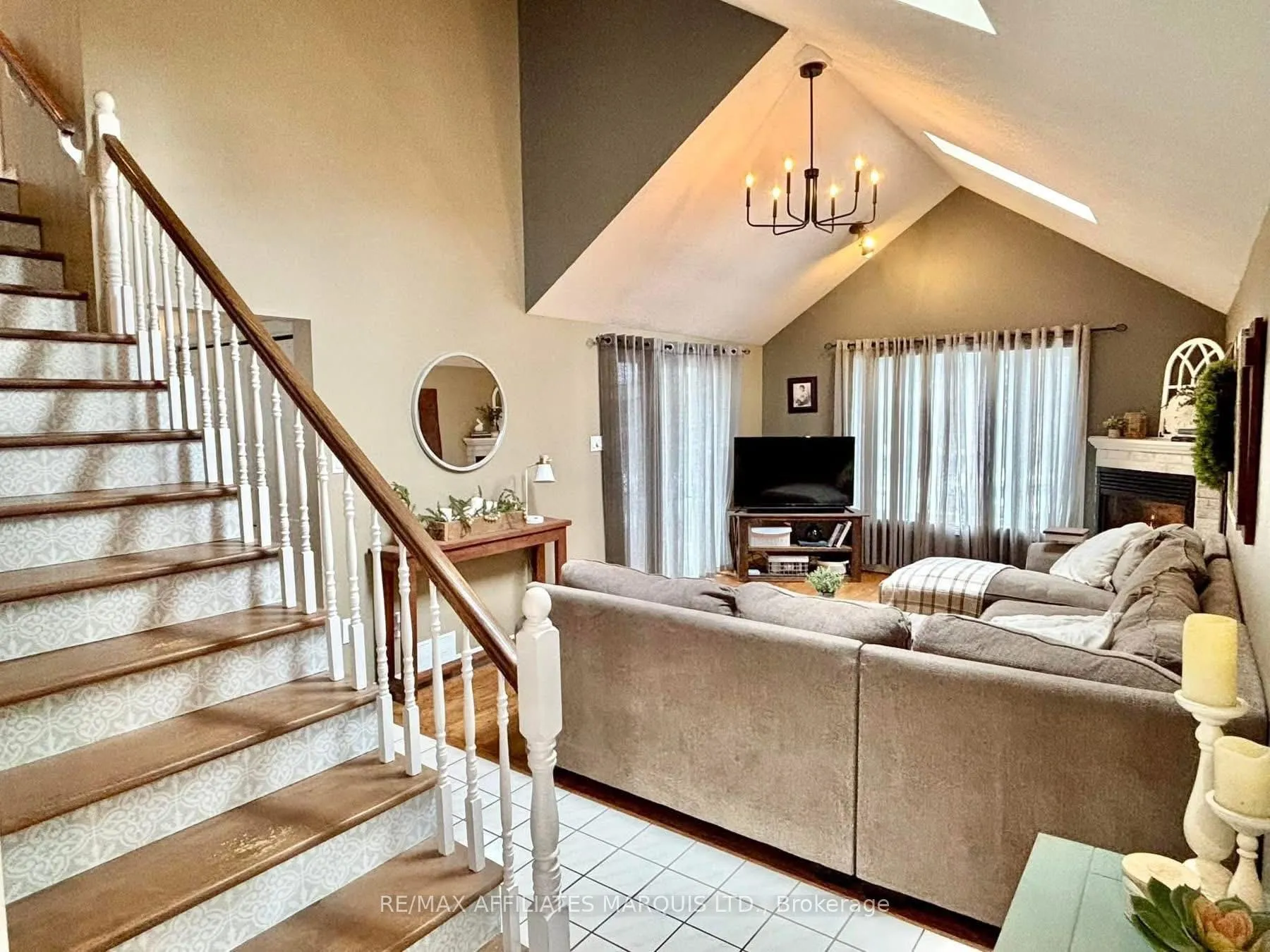 Photo 5 of 20 Forestdale Crescent, Cornwall — HOMEH