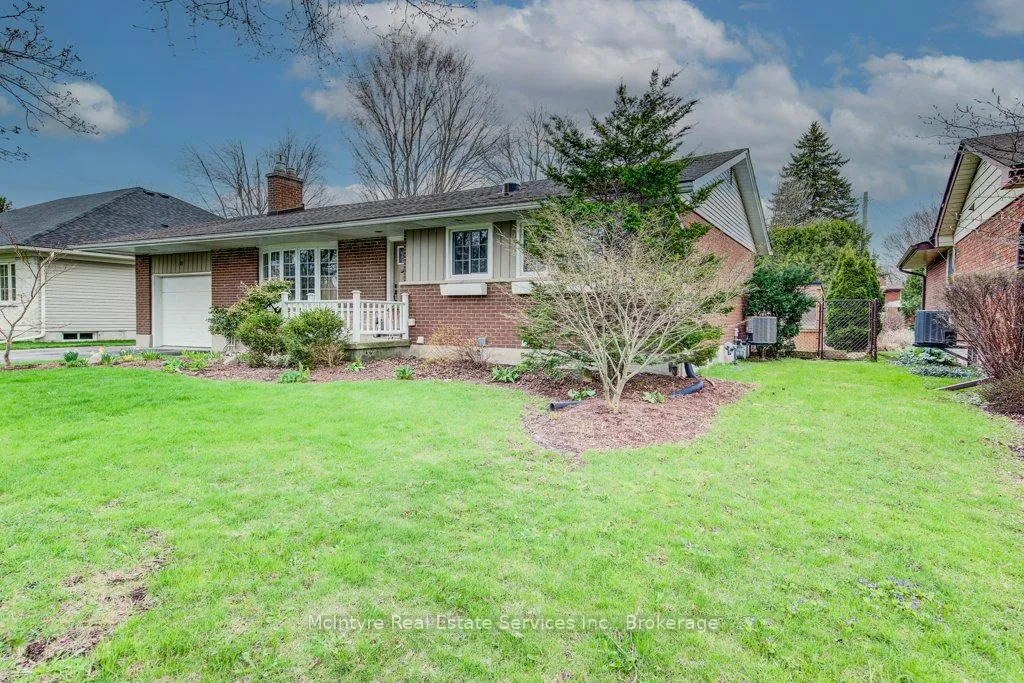 Photo 2 of 8 Bluejay Road, Woolwich — HOMEH