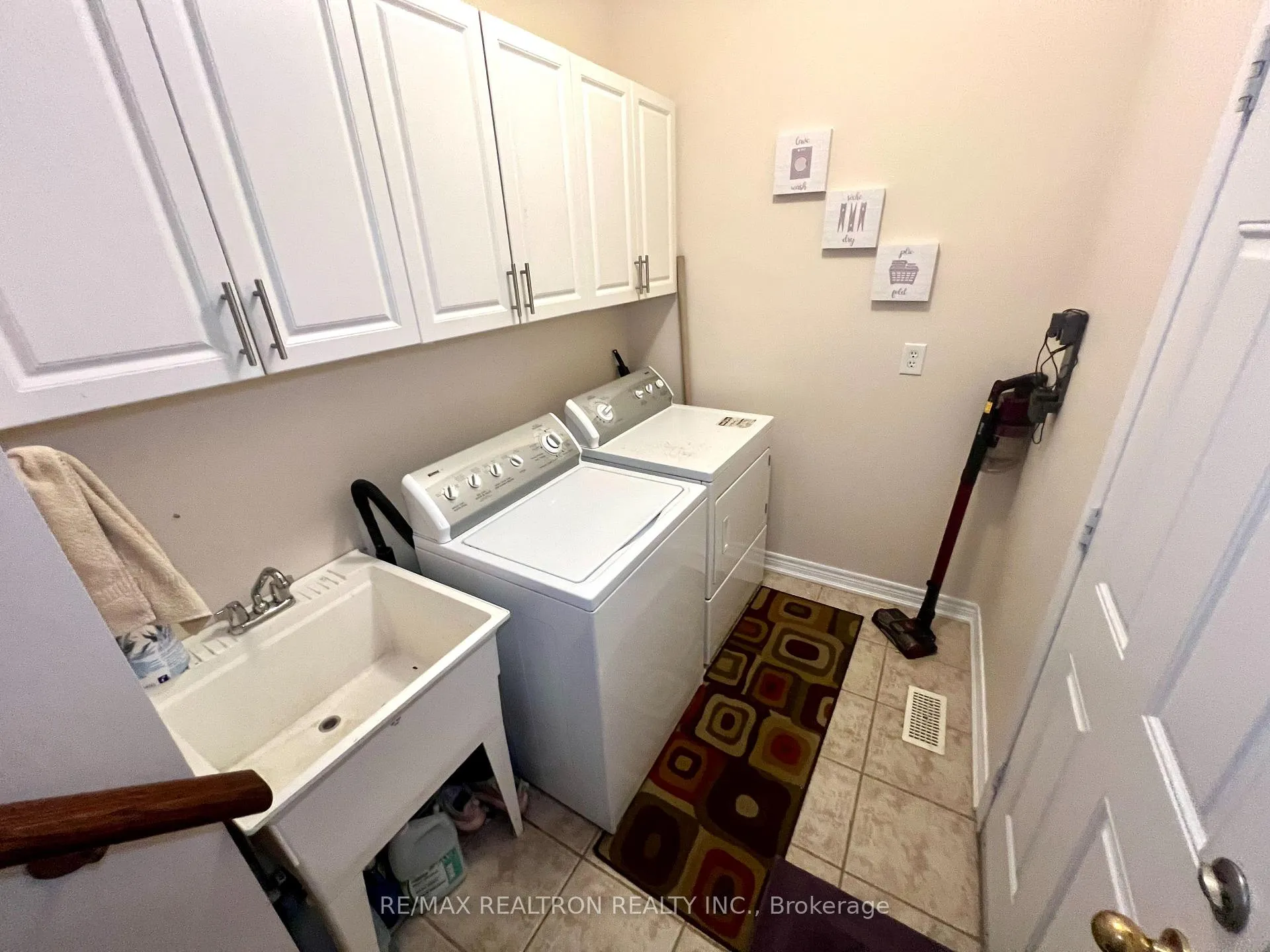 Photo 14 of 6 Mimosa Street, Markham, Wismer — HOMEH