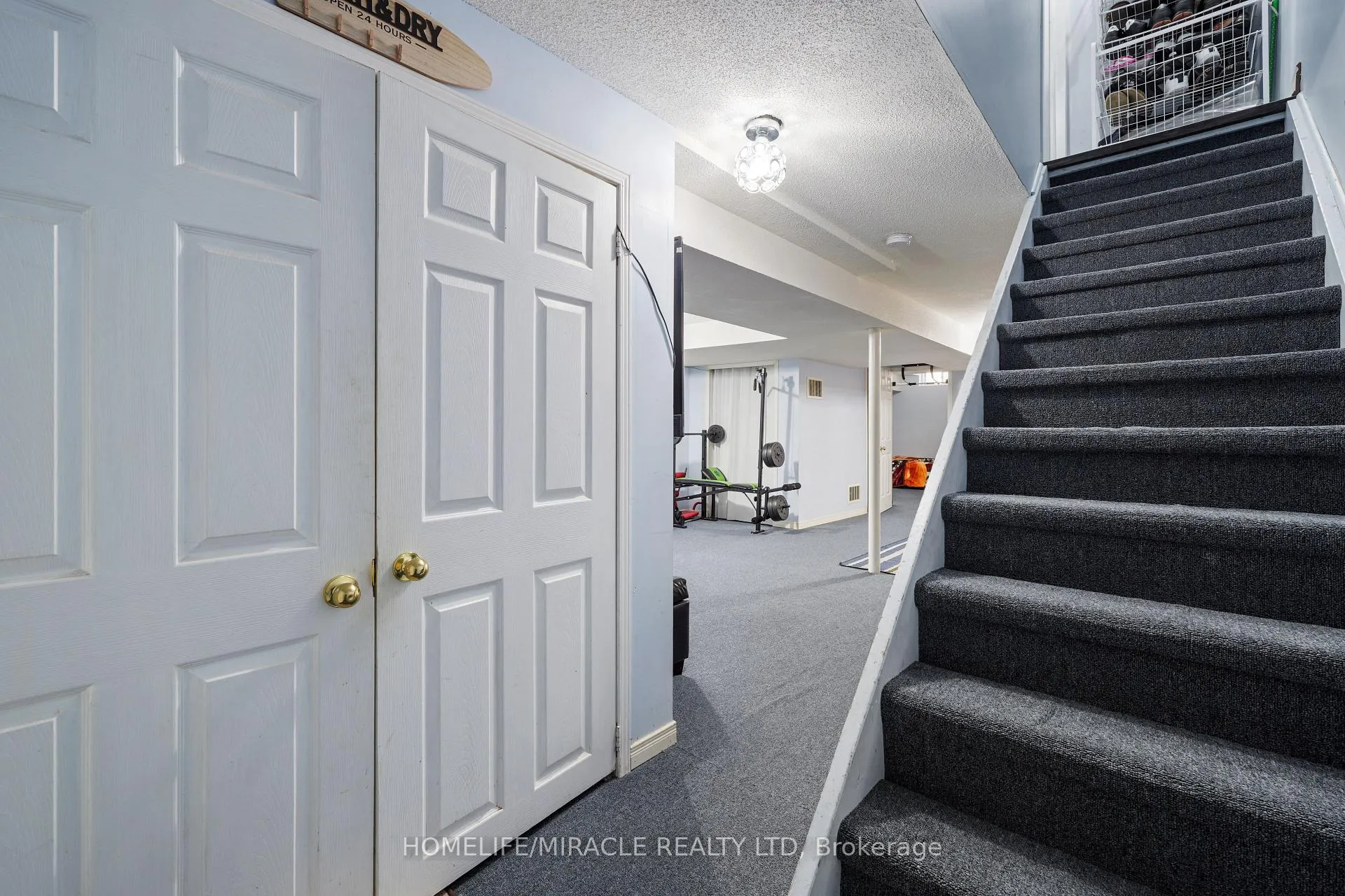 Photo 22 of 18 Prairie Rose Circle, Brampton, Sandringham-Wellington — HOMEH