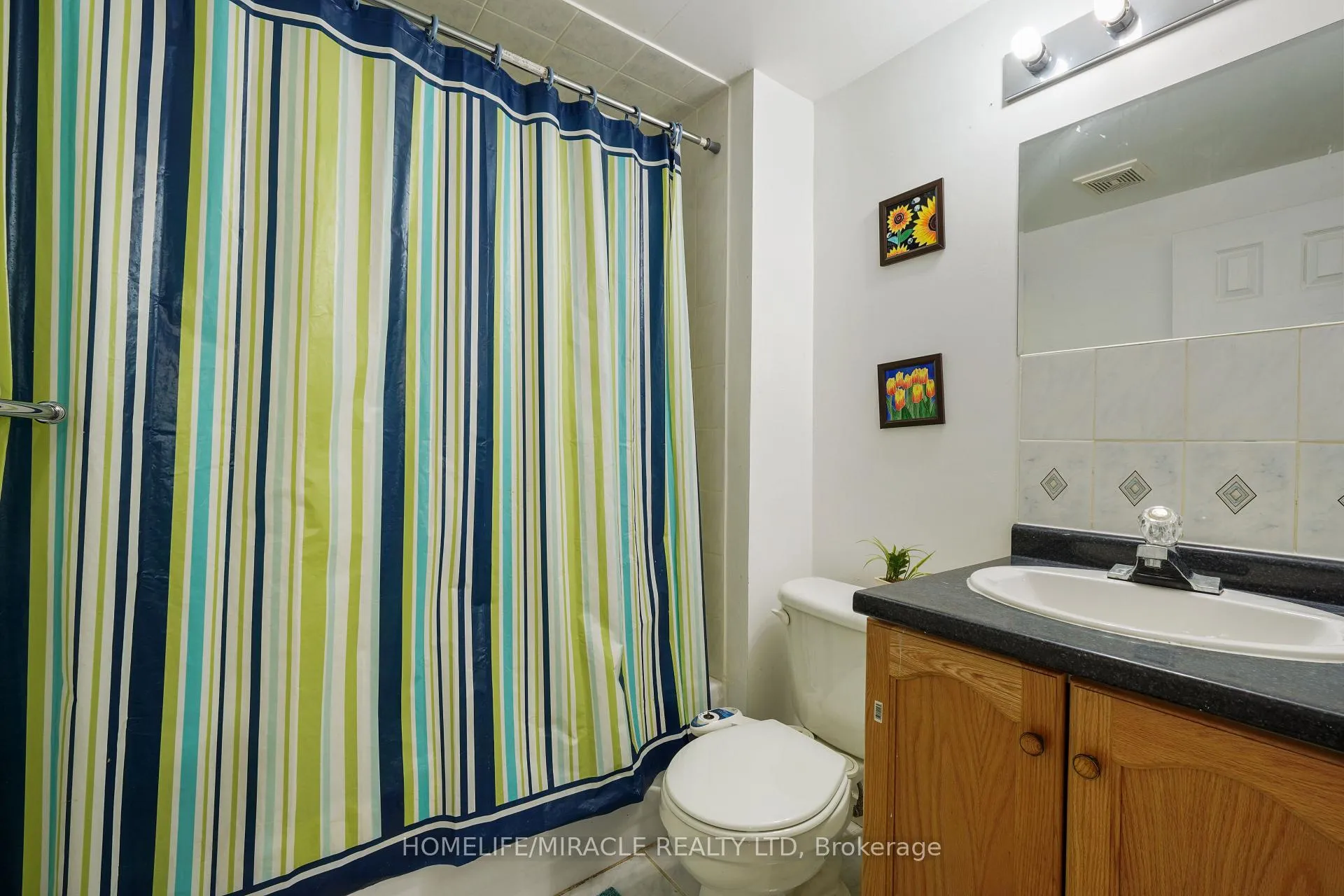 Photo 26 of 18 Prairie Rose Circle, Brampton, Sandringham-Wellington — HOMEH