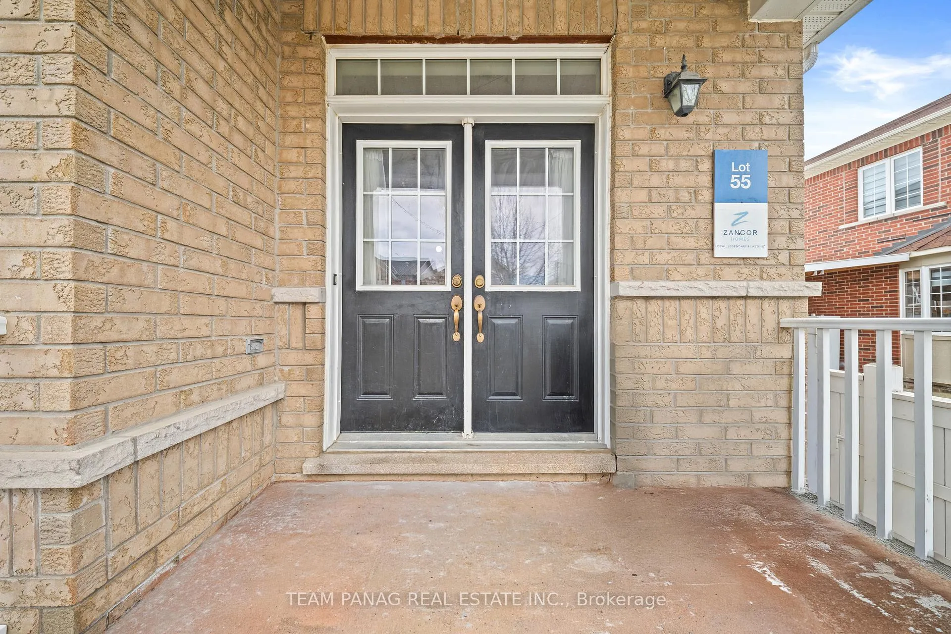 Photo 3 of 22 Rainbrook Close, Brampton, Sandringham-Wellington — HOMEH