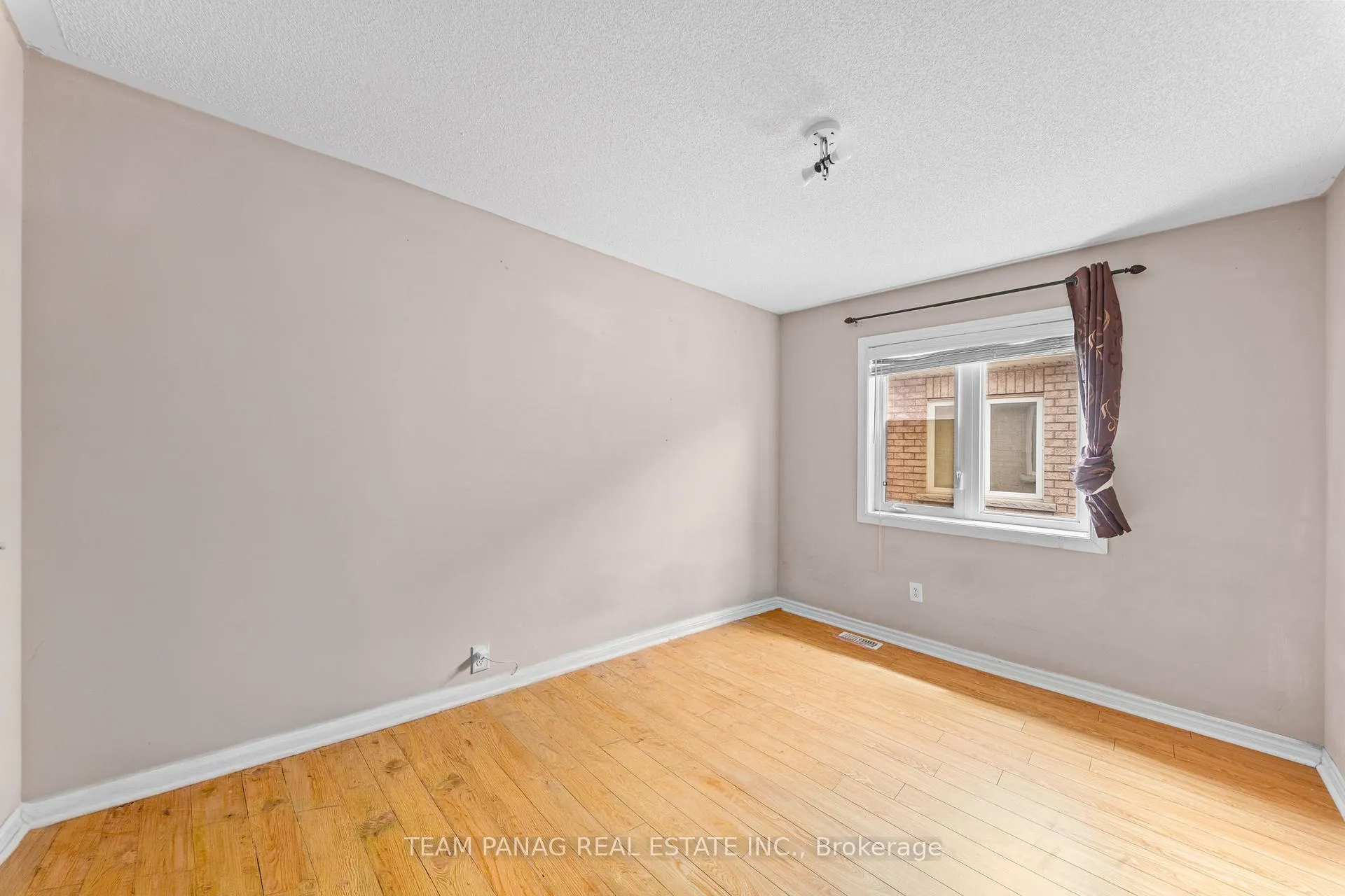 Photo 28 of 22 Rainbrook Close, Brampton, Sandringham-Wellington — HOMEH