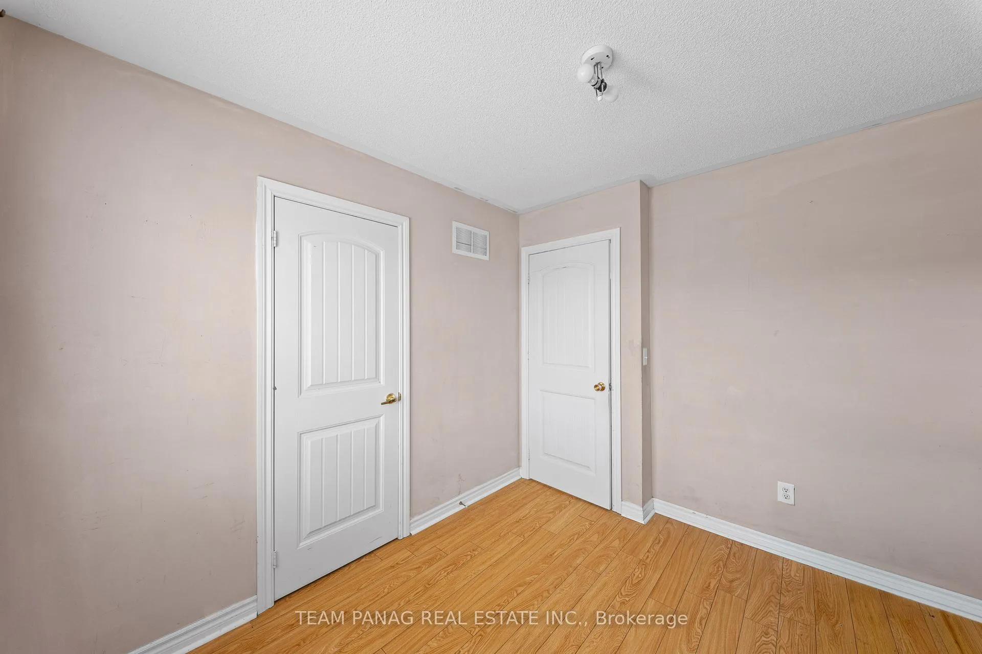 Photo 31 of 22 Rainbrook Close, Brampton, Sandringham-Wellington — HOMEH