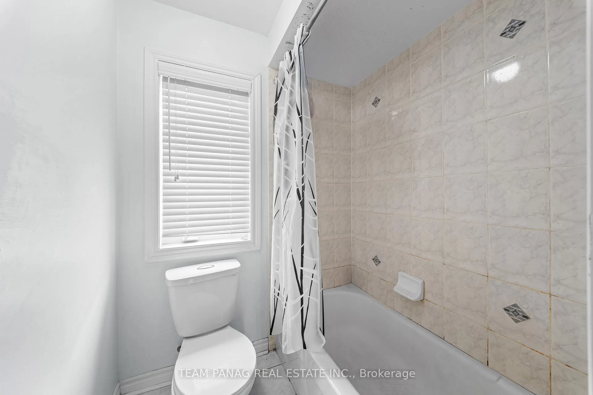 Photo 33 of 22 Rainbrook Close, Brampton, Sandringham-Wellington — HOMEH