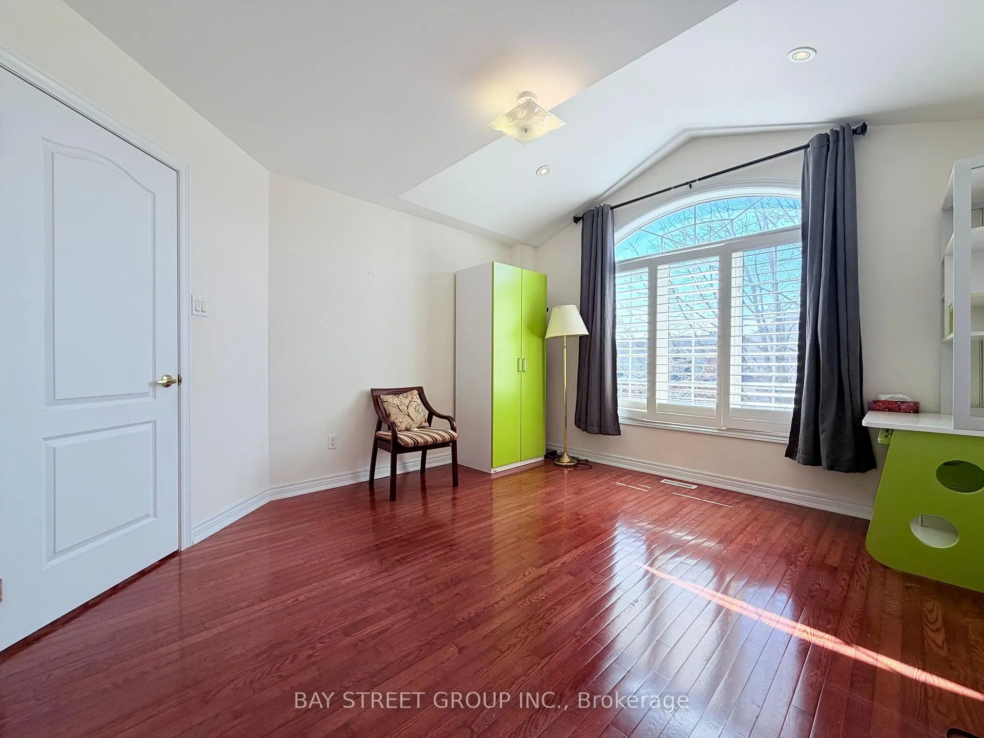 Photo 29 of 9 Saint Clare Boulevard, Vaughan, Vellore Village — HOMEH