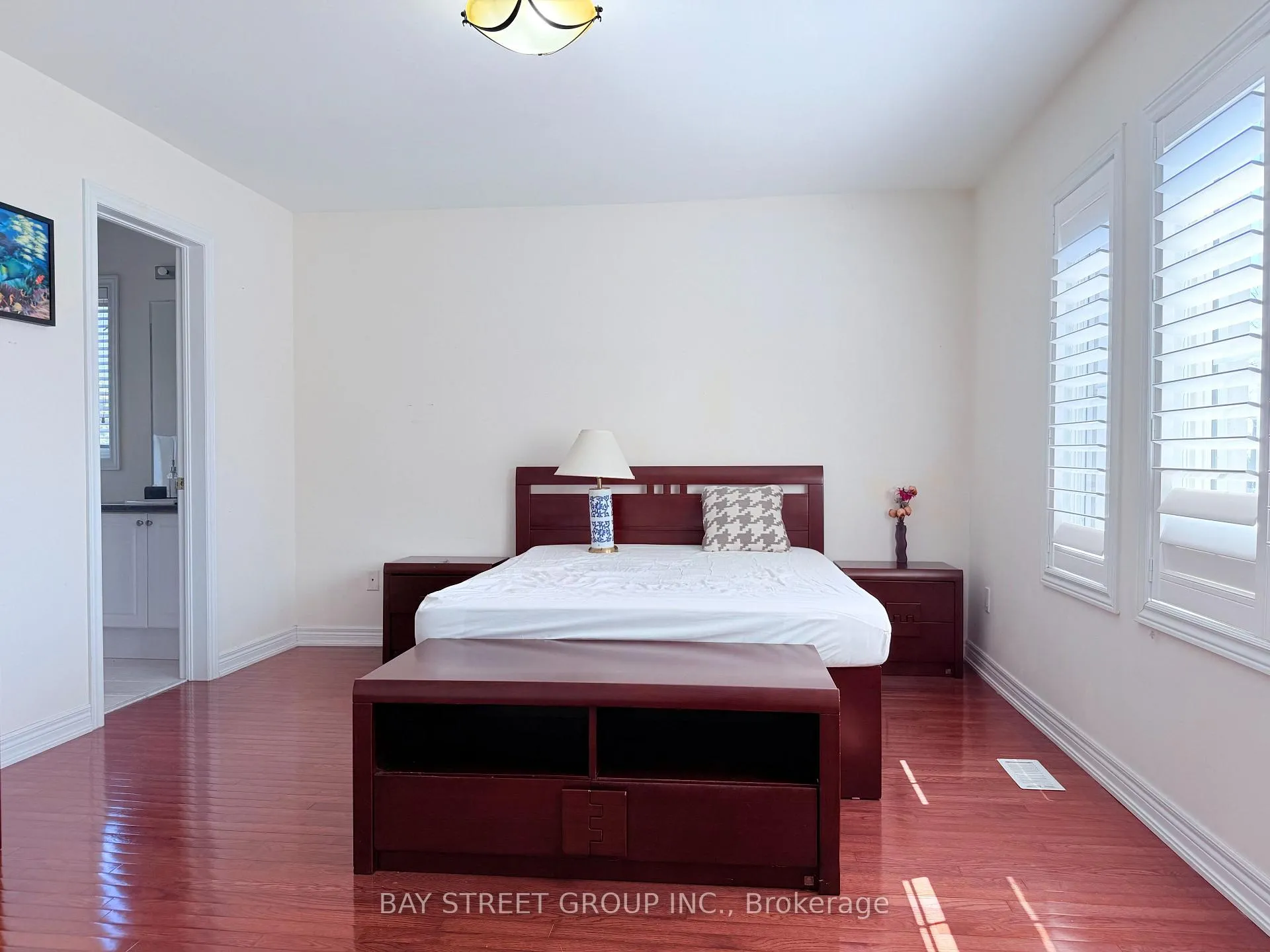 Photo 33 of 9 Saint Clare Boulevard, Vaughan, Vellore Village — HOMEH