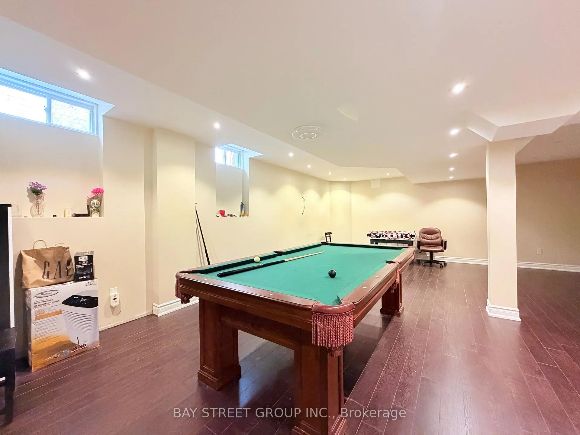 Photo 38 of 9 Saint Clare Boulevard, Vaughan, Vellore Village — HOMEH