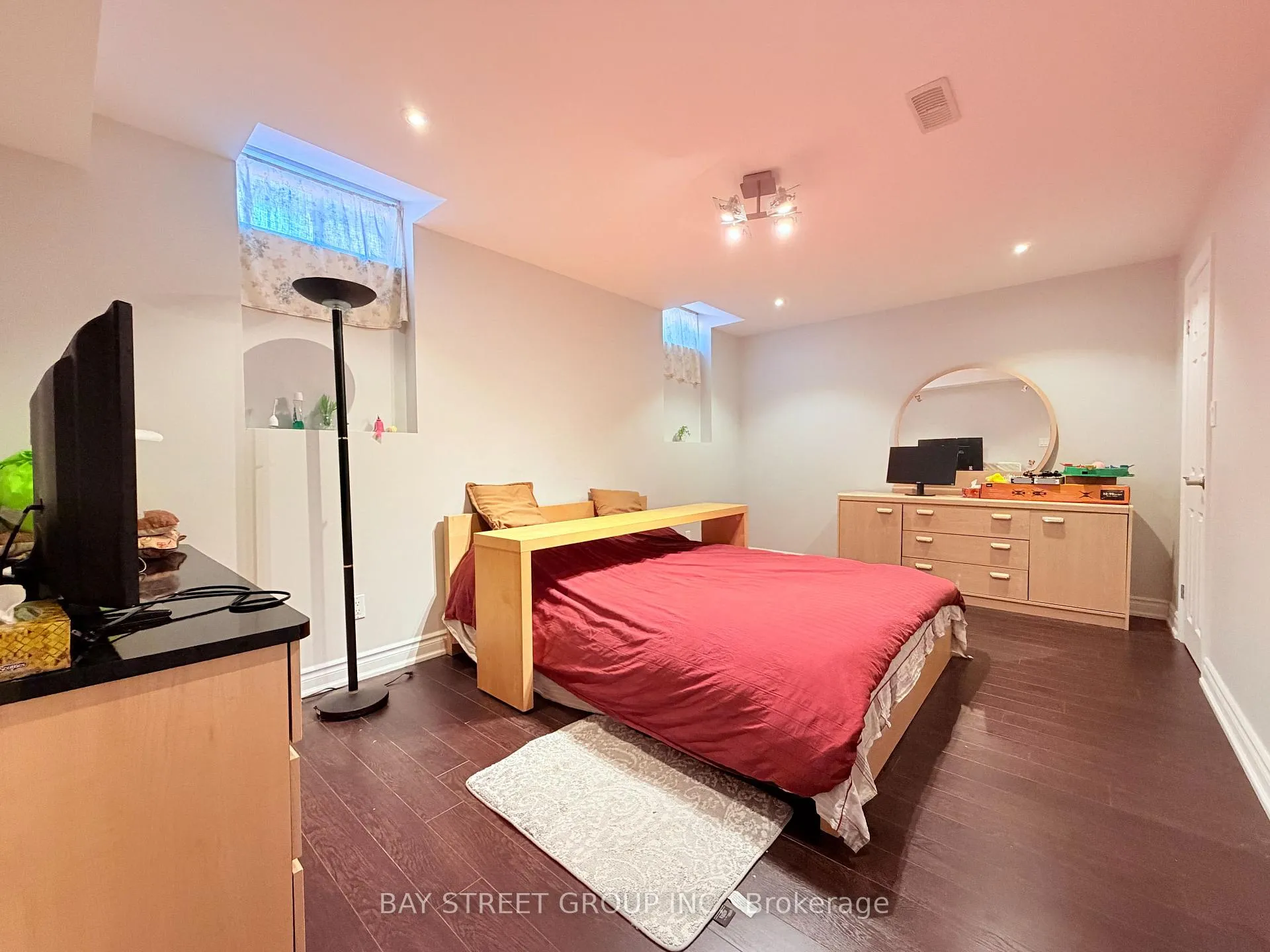 Photo 40 of 9 Saint Clare Boulevard, Vaughan, Vellore Village — HOMEH