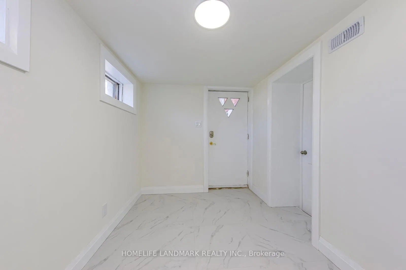 Photo 27 of 451 Sandmere Place, Oakville, West — HOMEH