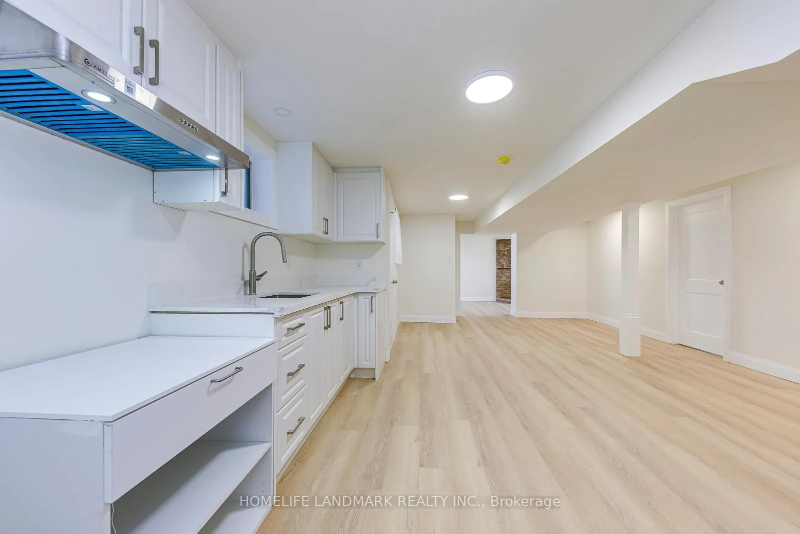 Photo 29 of 451 Sandmere Place, Oakville, West — HOMEH