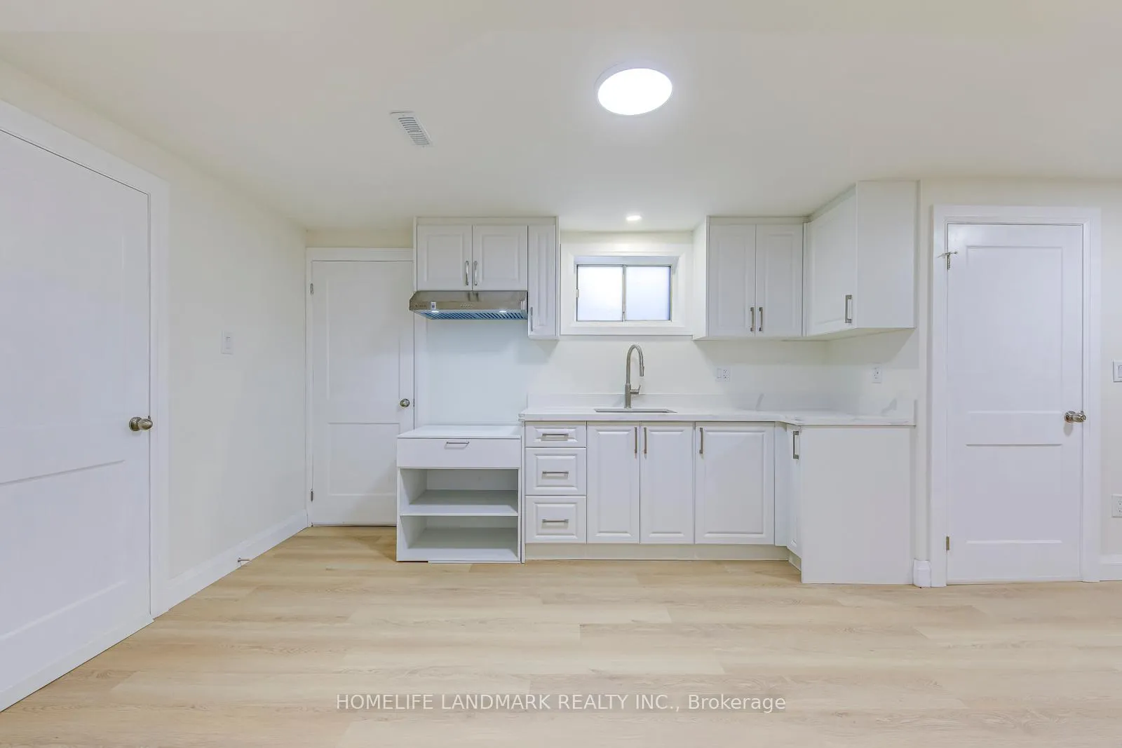 Photo 31 of 451 Sandmere Place, Oakville, West — HOMEH
