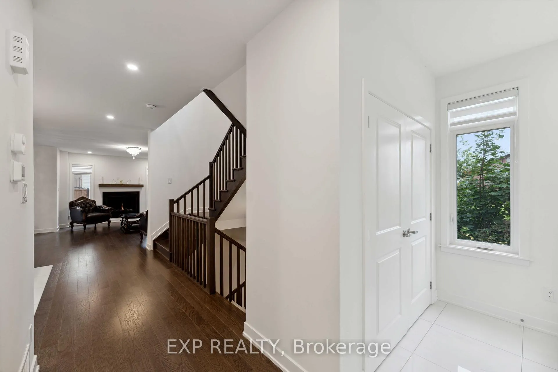 Photo 4 of 748 Ovation Grove, Ottawa, Leitrim — HOMEH