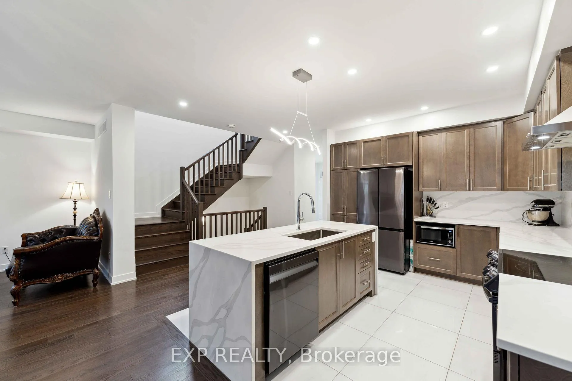 Photo 17 of 748 Ovation Grove, Ottawa, Leitrim — HOMEH