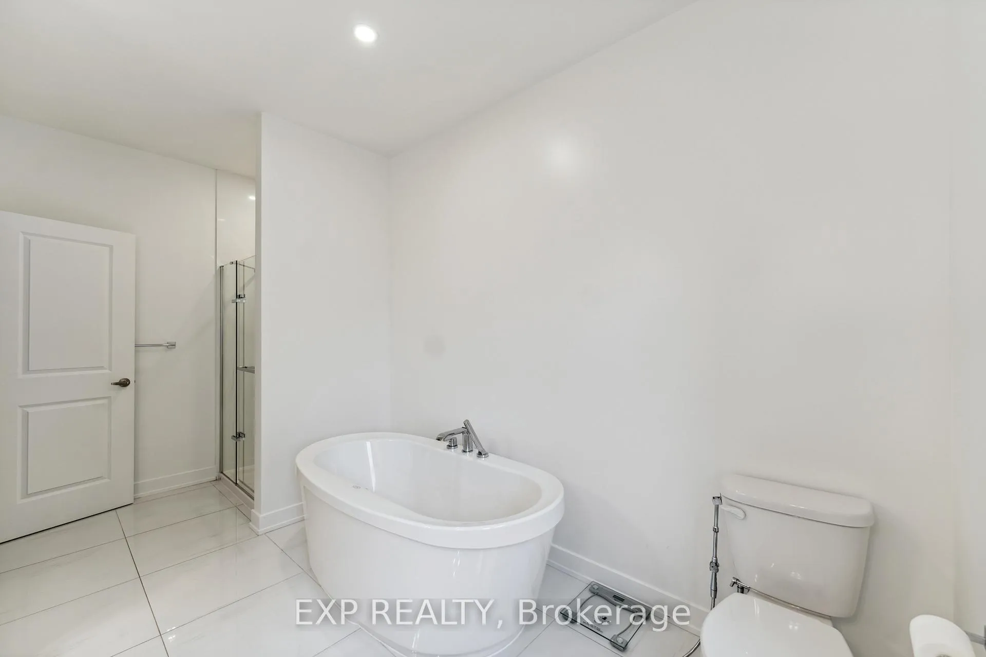 Photo 28 of 748 Ovation Grove, Ottawa, Leitrim — HOMEH
