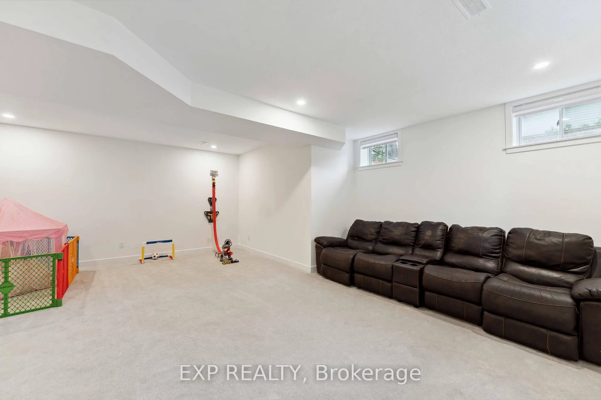 Photo 40 of 748 Ovation Grove, Ottawa, Leitrim — HOMEH