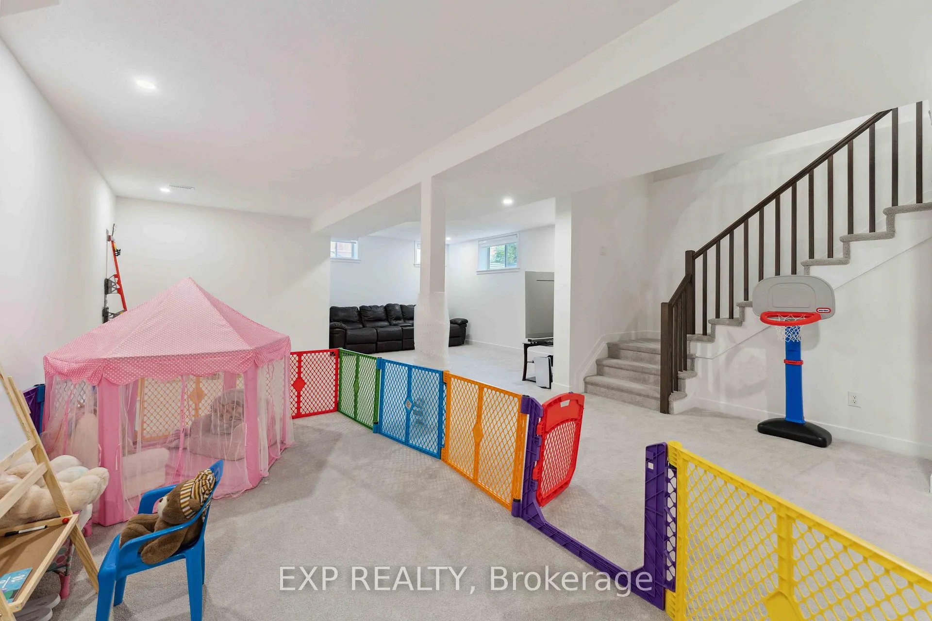 Photo 46 of 748 Ovation Grove, Ottawa, Leitrim — HOMEH