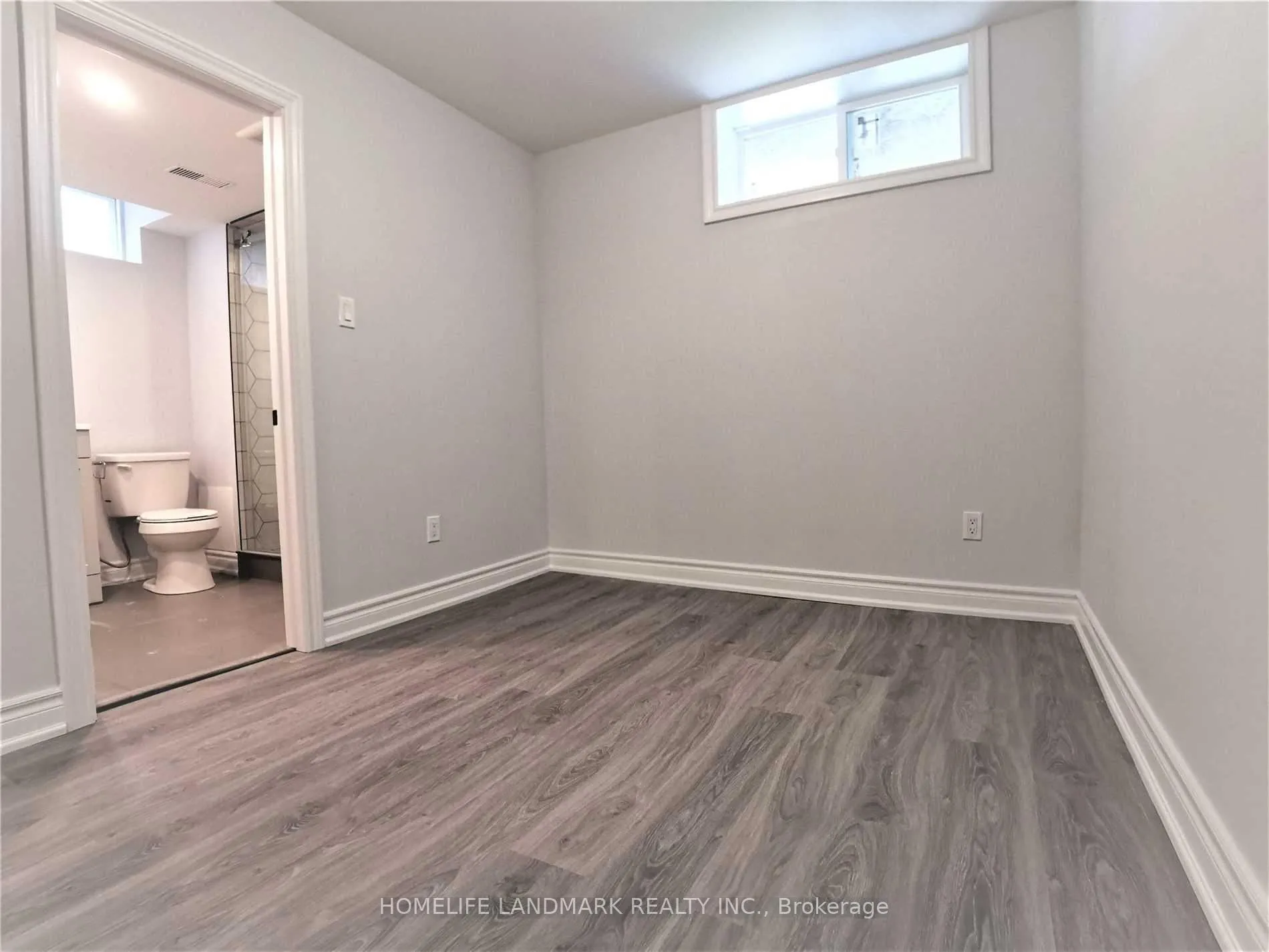 Photo 32 of 119 Gloucester Grove, Toronto, Oakwood Village — HOMEH
