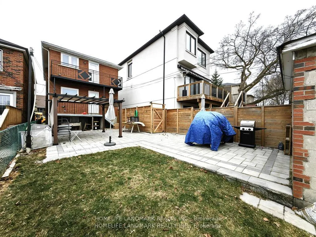 Photo 37 of 119 Gloucester Grove, Toronto, Oakwood Village — HOMEH