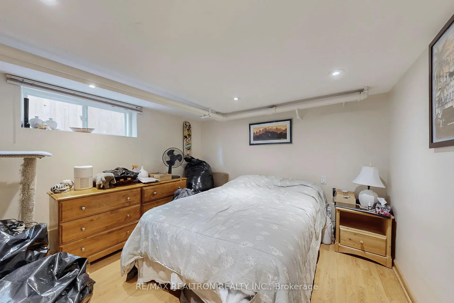 Photo 14 of 36 Claxton Boulevard W, Toronto, Humewood-Cedarvale — HOMEH