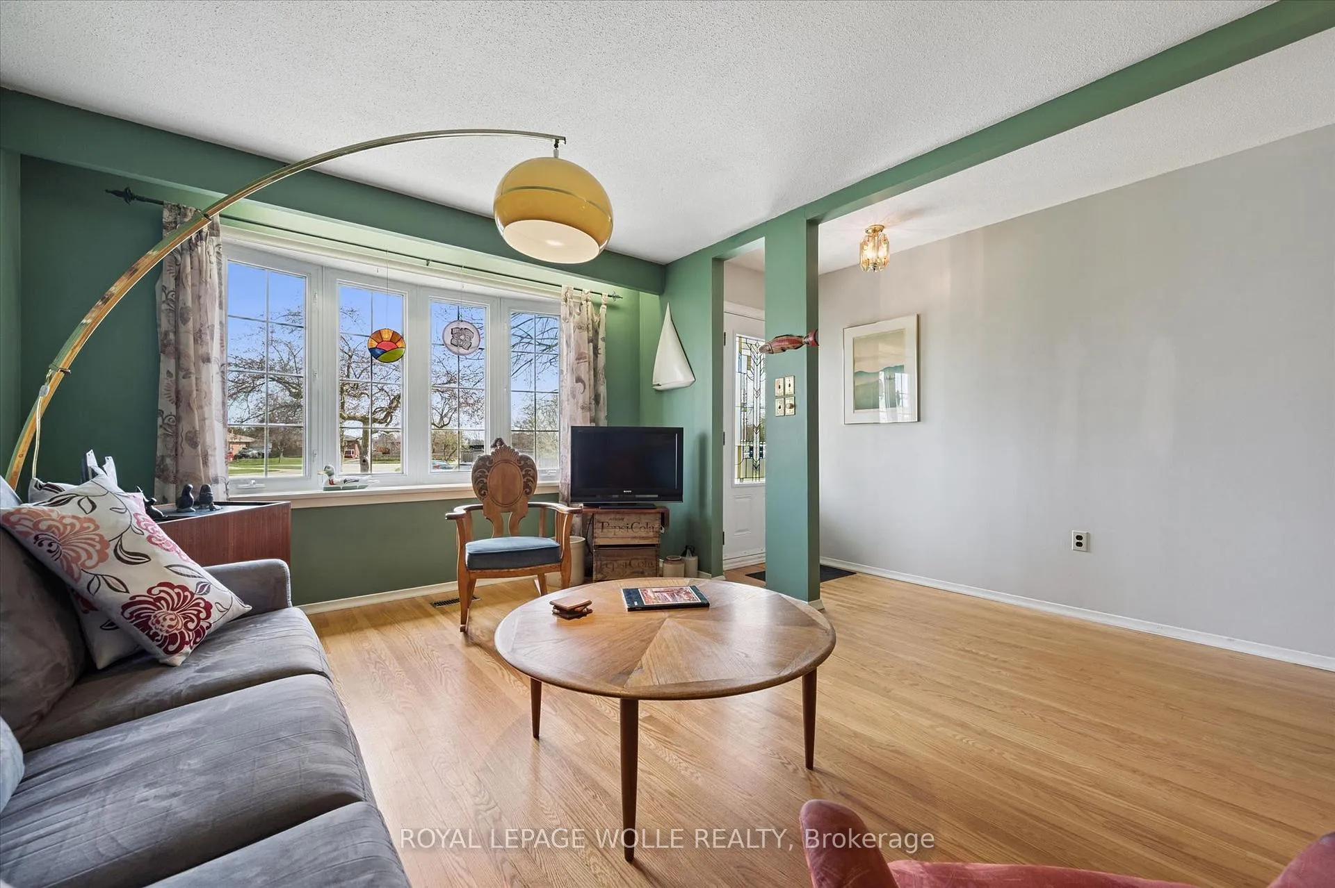 Photo 6 of 26 Parkhill Court, Kitchener — HOMEH