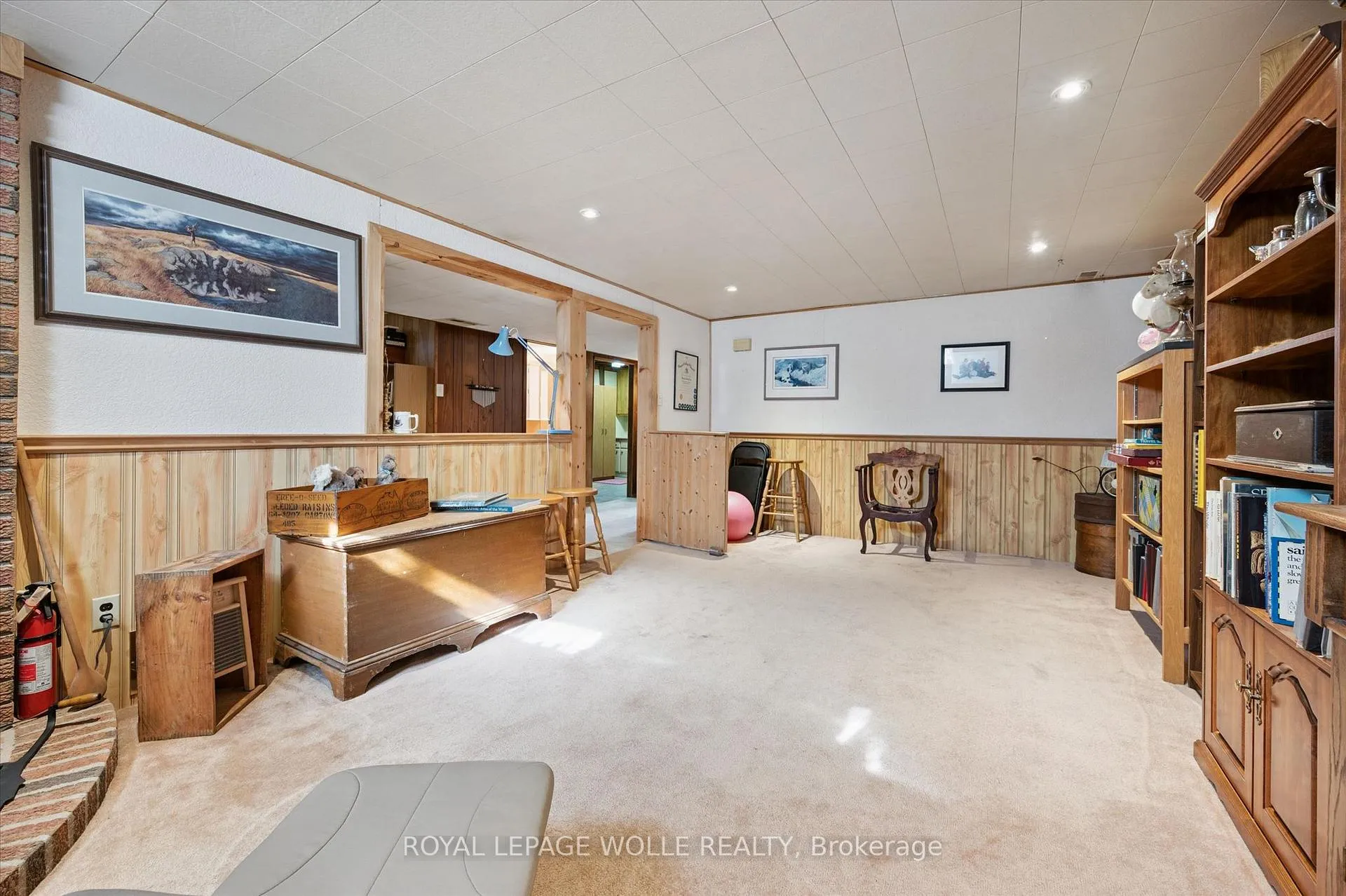 Photo 23 of 26 Parkhill Court, Kitchener — HOMEH
