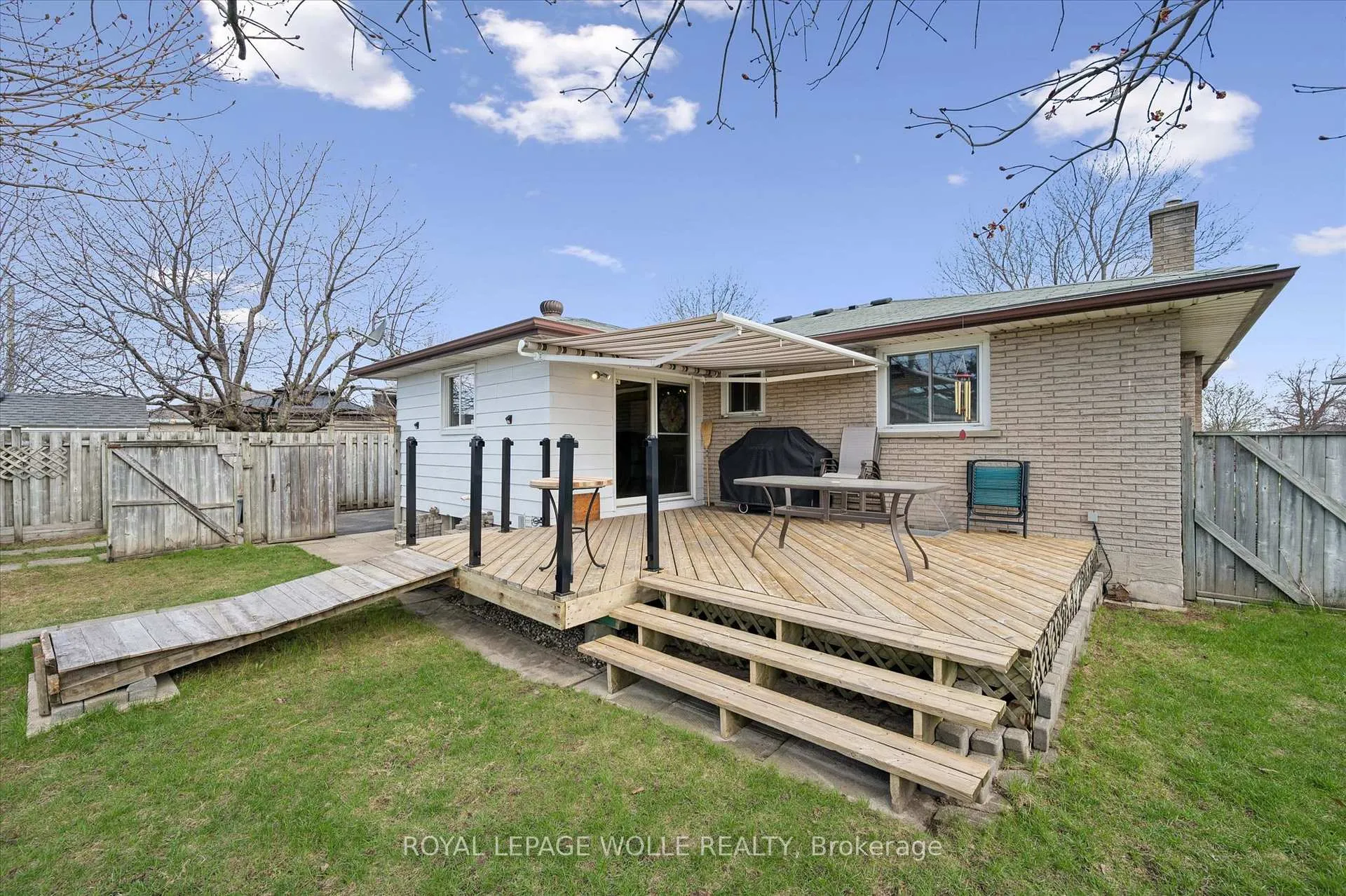 Photo 39 of 26 Parkhill Court, Kitchener — HOMEH