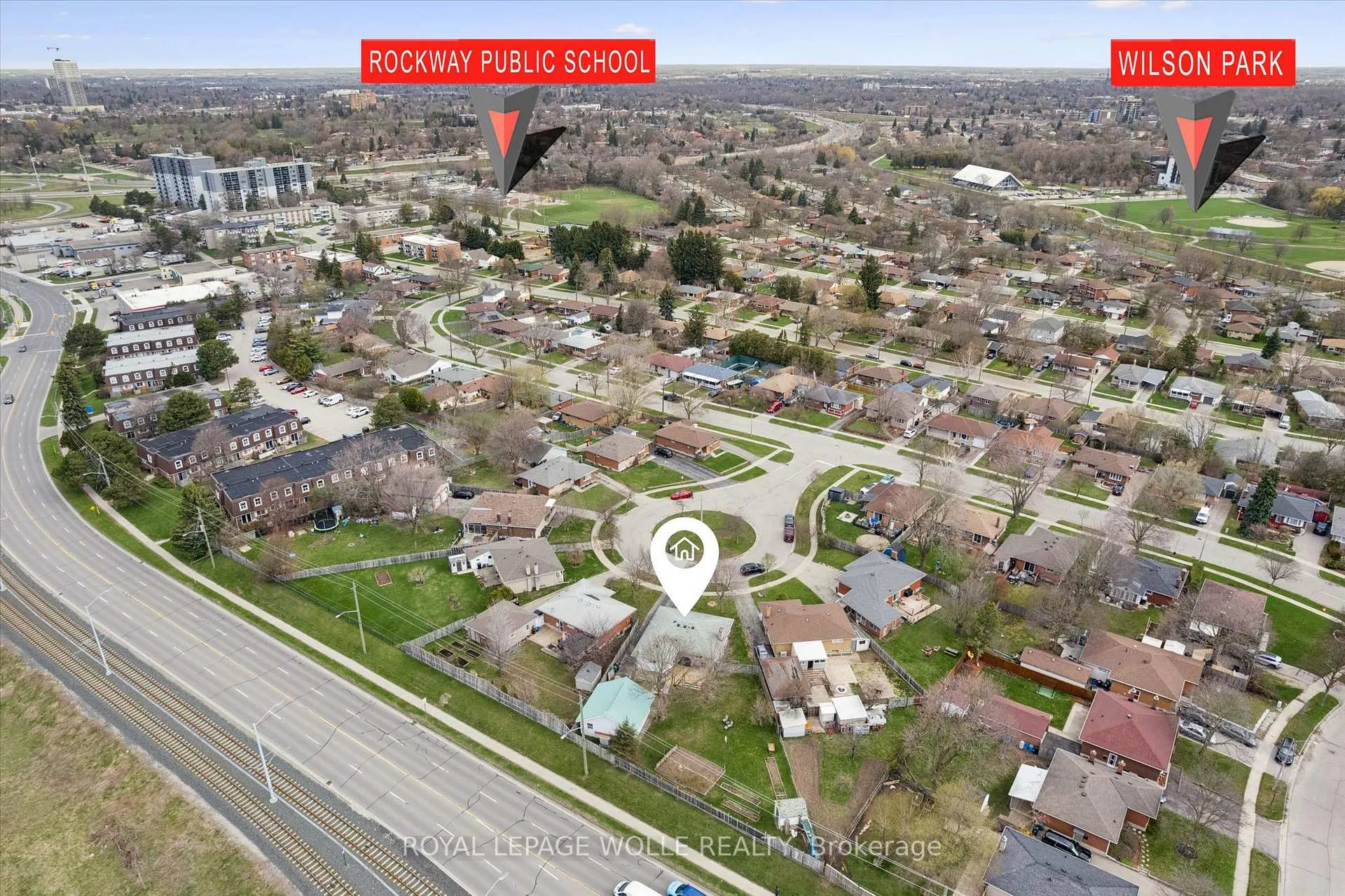 Photo 44 of 26 Parkhill Court, Kitchener — HOMEH