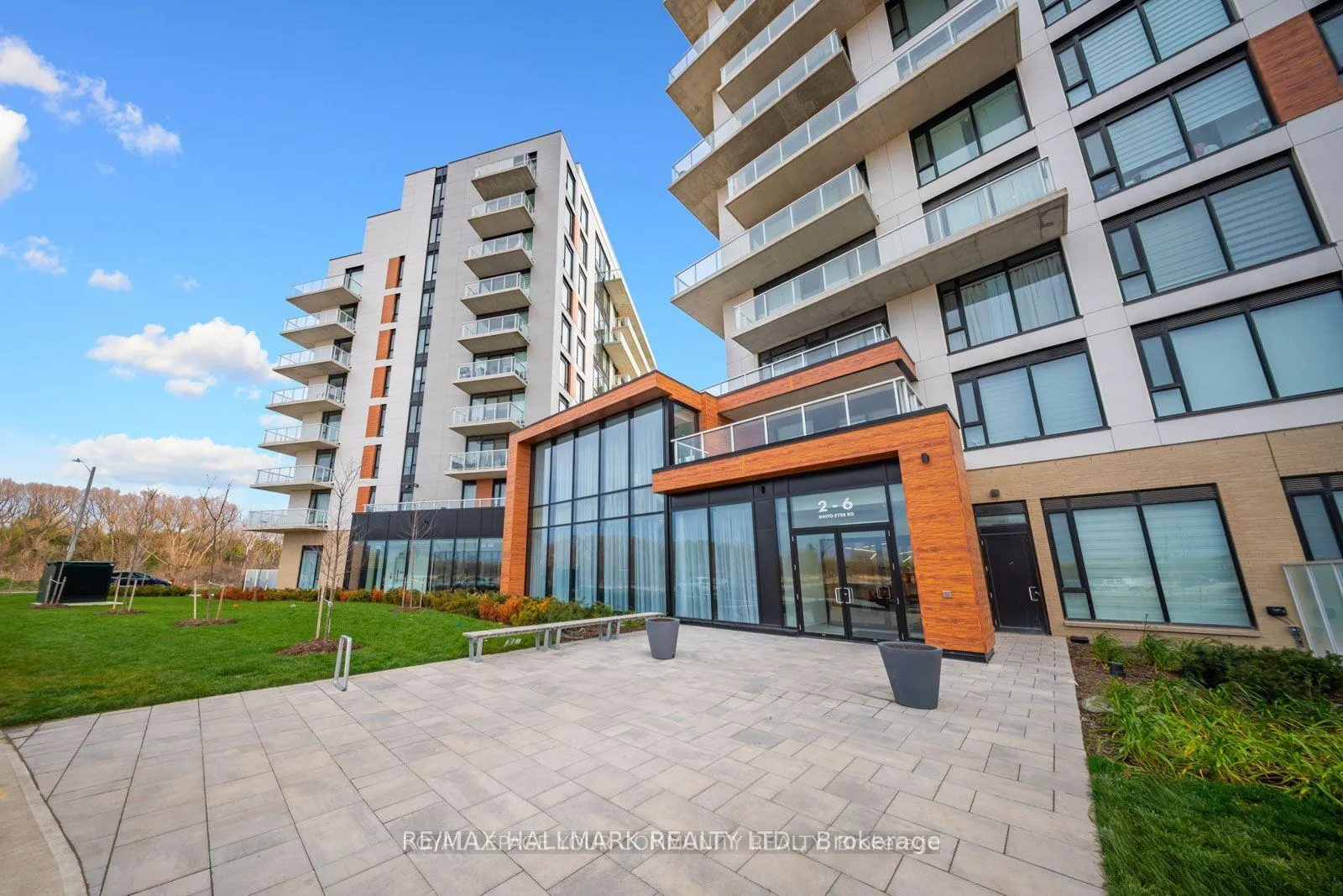 Photo 1 of Unit 707, 6 David Eyer Road, Richmond Hill, Rural Richmond Hill — HOMEH