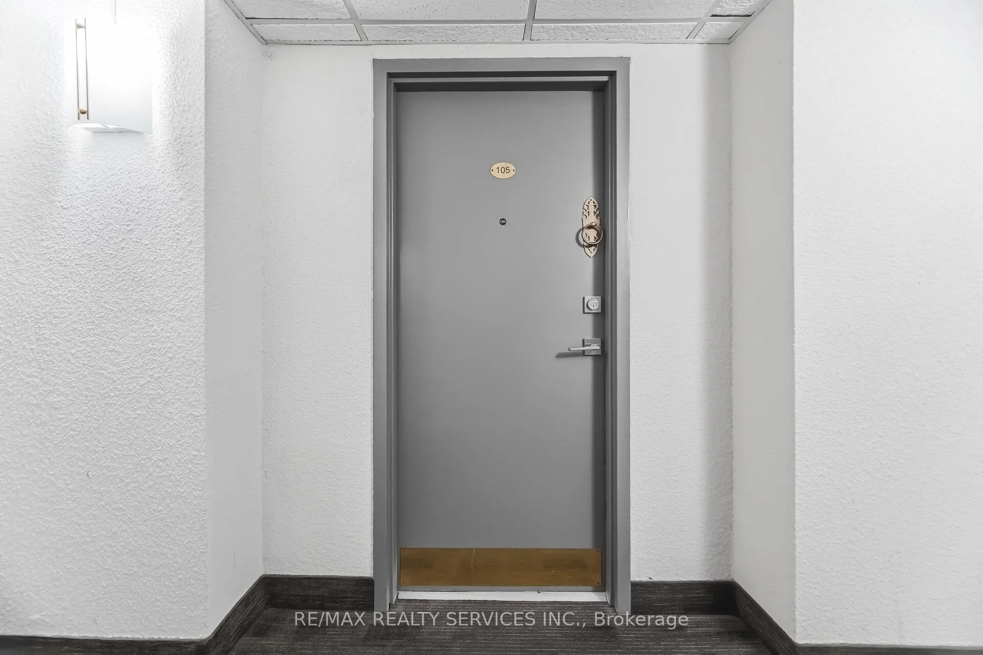 Photo 5 of Unit 105, 580 Mary Street E, Whitby, Downtown Whitby — HOMEH