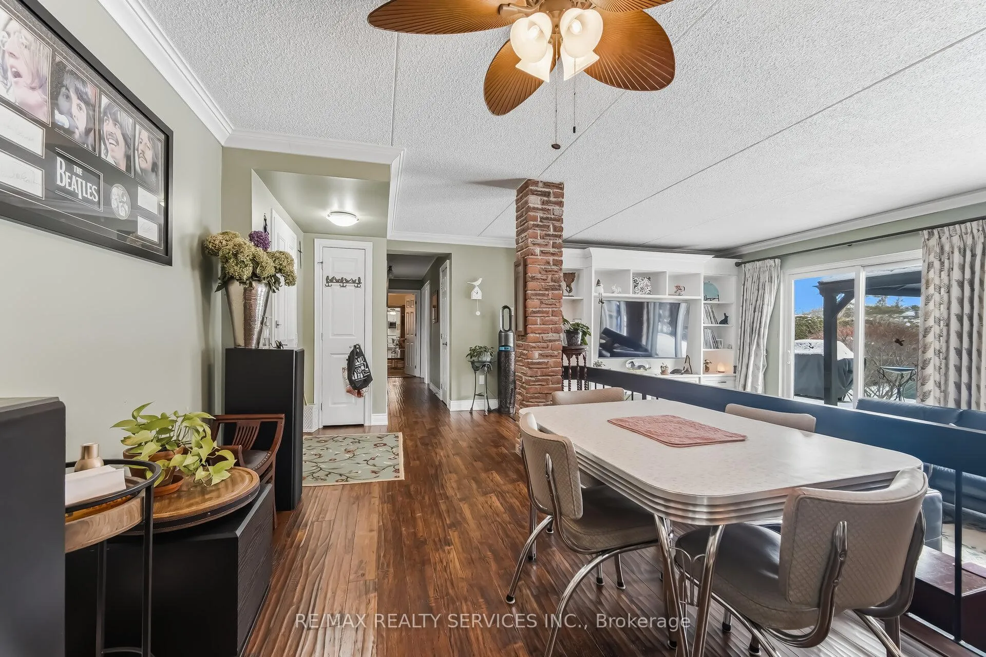 Photo 11 of Unit 105, 580 Mary Street E, Whitby, Downtown Whitby — HOMEH