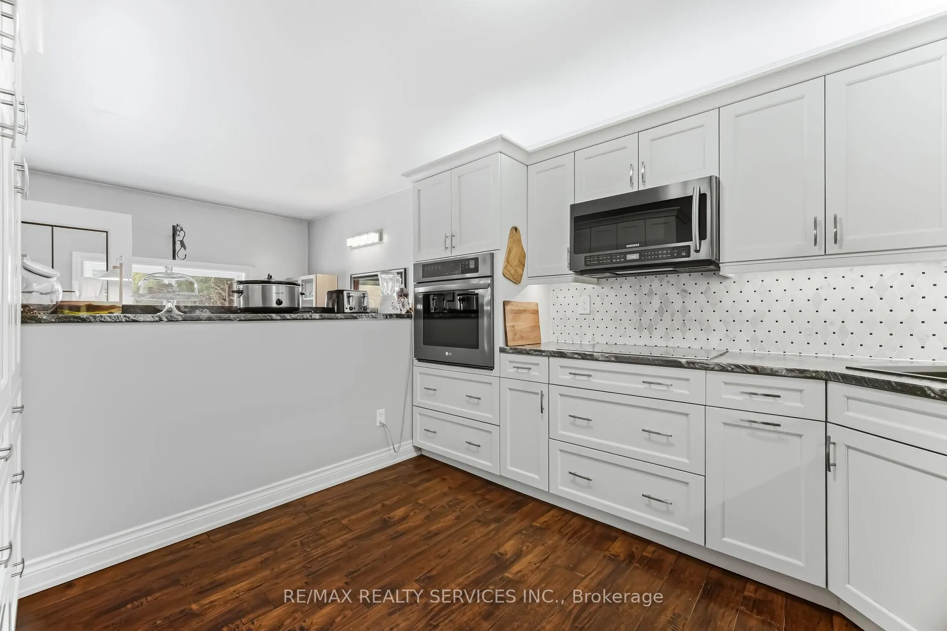 Photo 12 of Unit 105, 580 Mary Street E, Whitby, Downtown Whitby — HOMEH