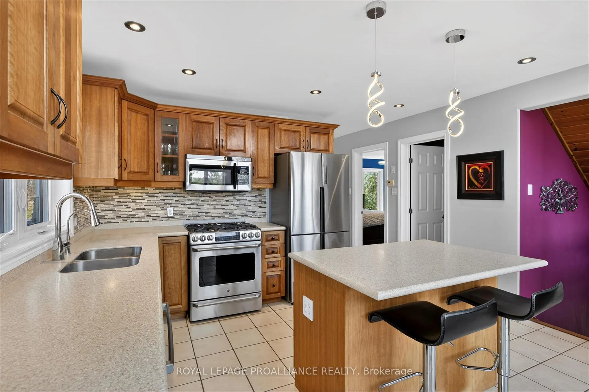 Photo 14 of 849 Bland Line, Cavan Monaghan, Cavan Twp — HOMEH