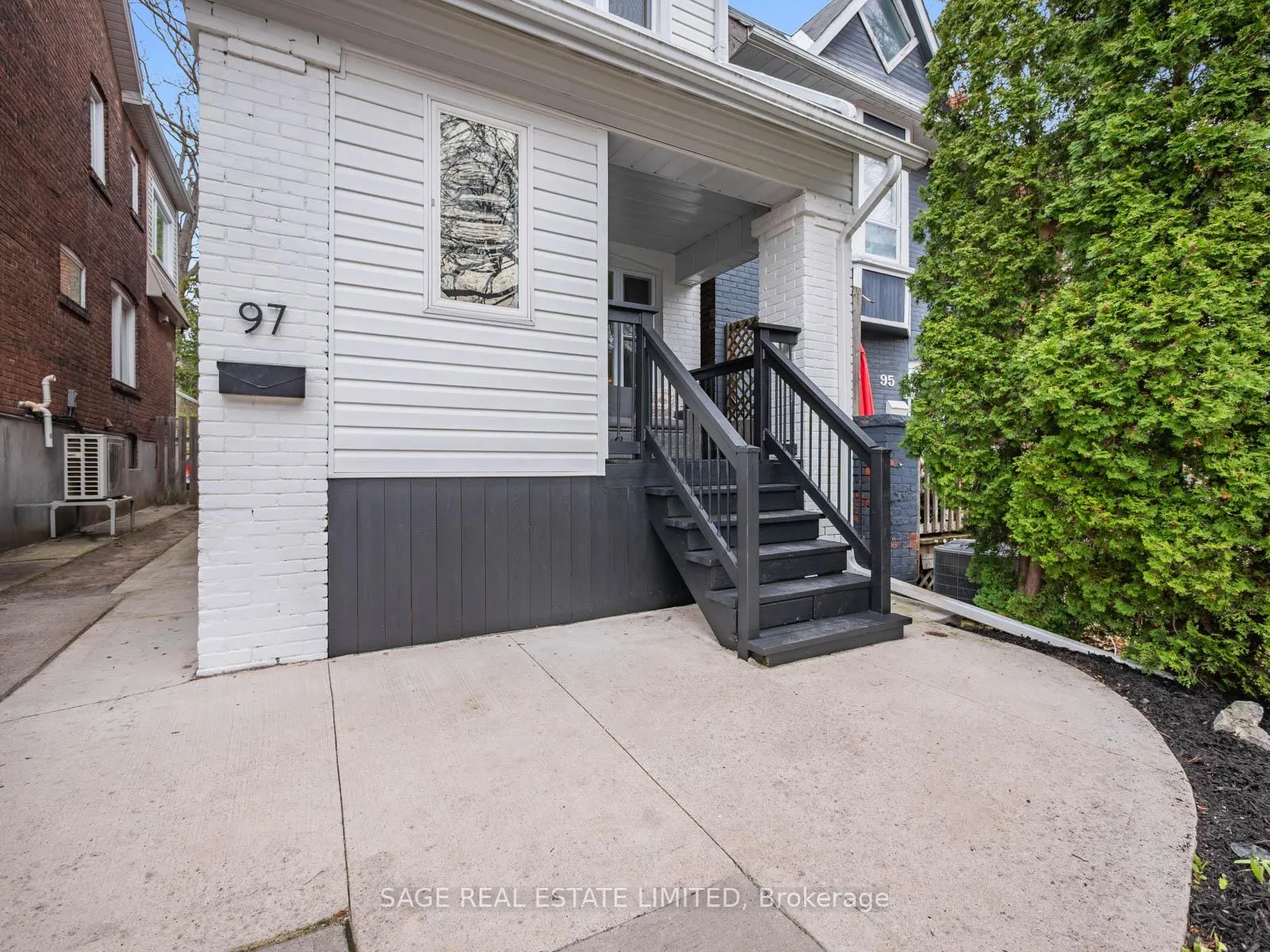 Photo 3 of 97 Bowmore Road E, Toronto, Woodbine Corridor — HOMEH