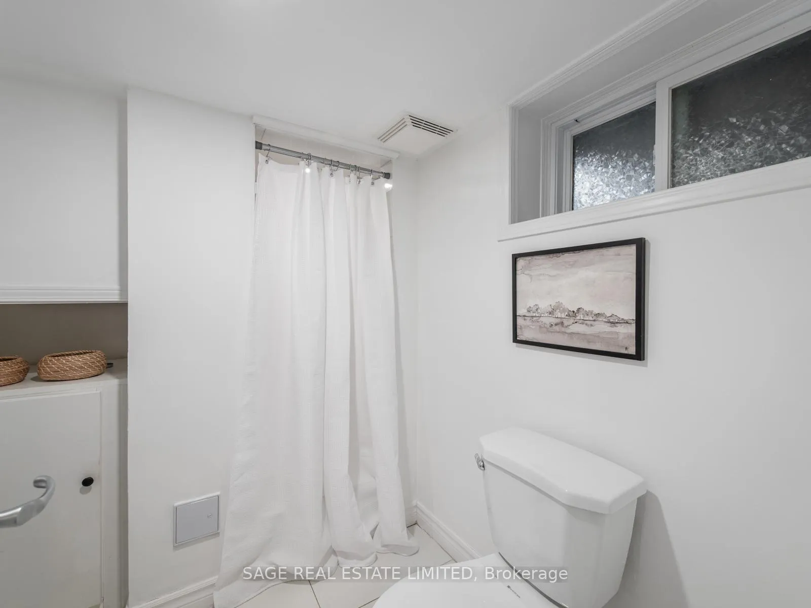 Photo 37 of 97 Bowmore Road E, Toronto, Woodbine Corridor — HOMEH