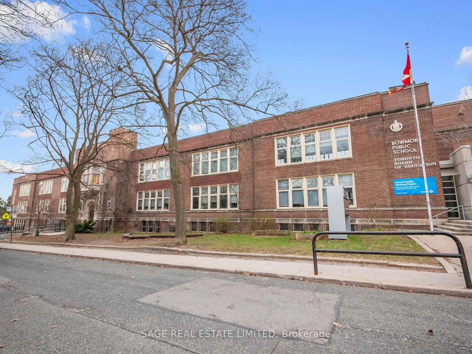 Photo 39 of 97 Bowmore Road E, Toronto, Woodbine Corridor — HOMEH