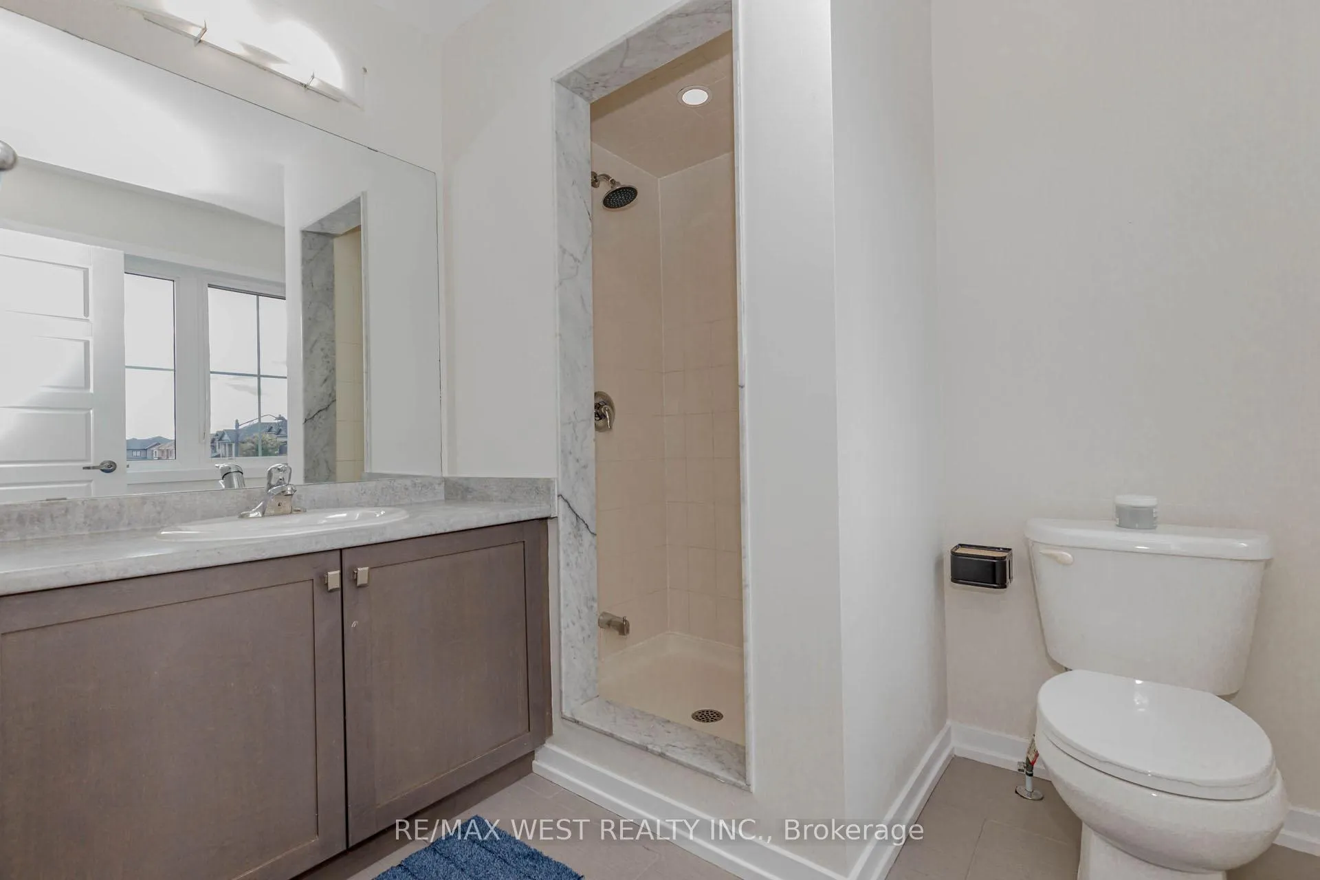 Photo 20 of 74 Pagebrook Crescent, Hamilton, Stoney Creek Mountain — HOMEH