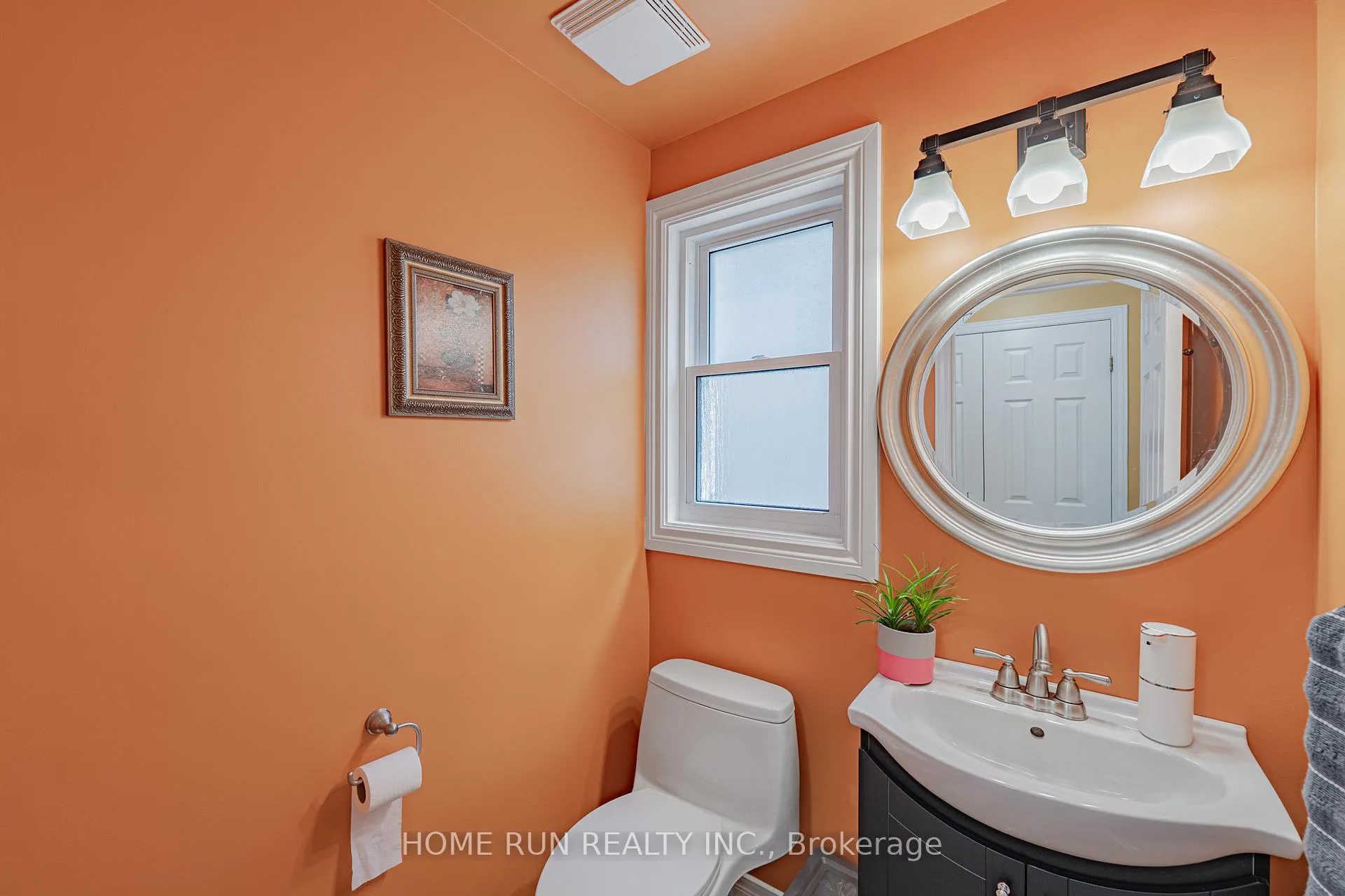 Photo 7 of 5 Thunderbird Crescent, Ottawa, Kanata - Bridlewood — HOMEH