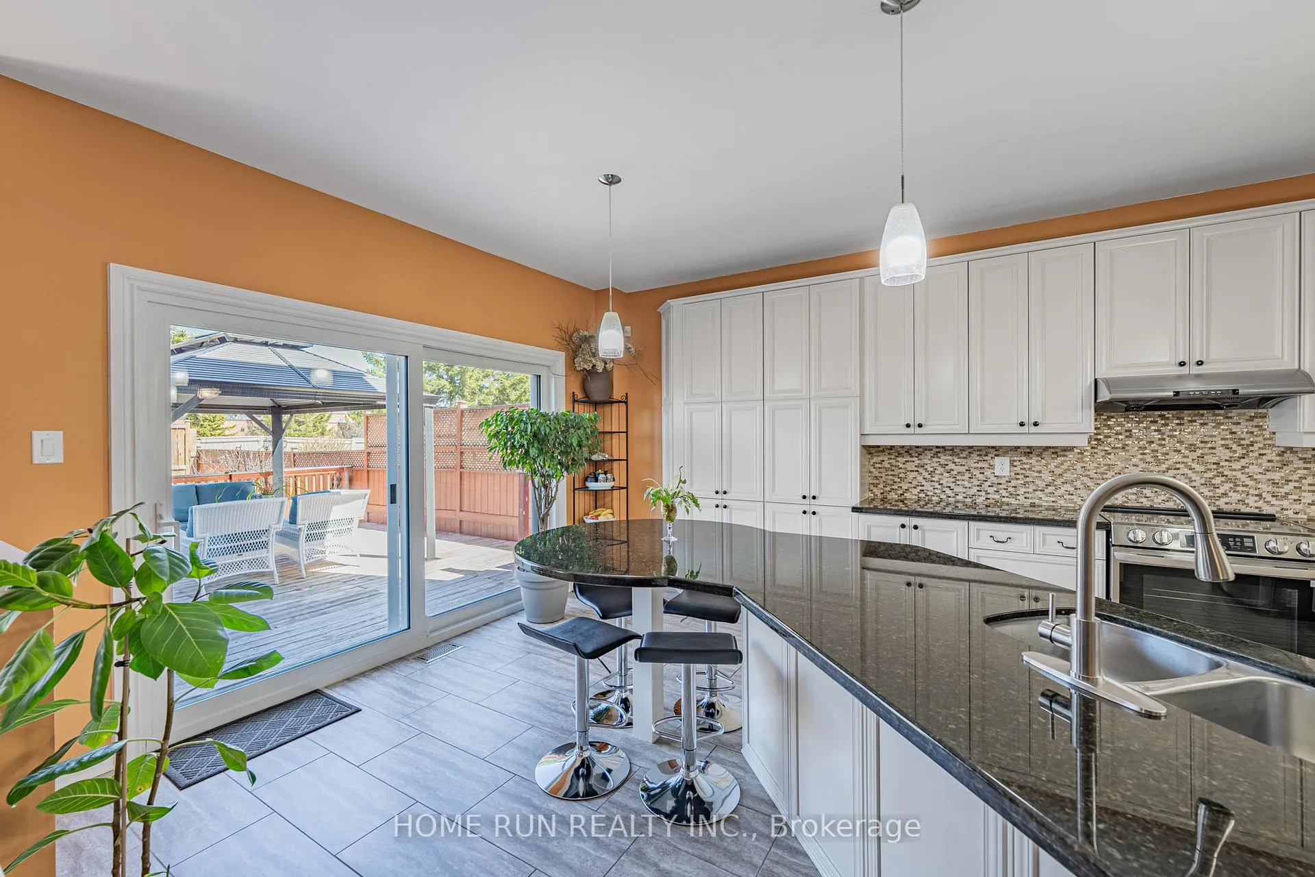 Photo 13 of 5 Thunderbird Crescent, Ottawa, Kanata - Bridlewood — HOMEH