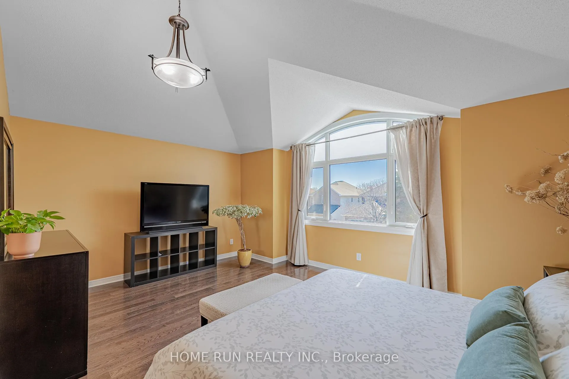 Photo 22 of 5 Thunderbird Crescent, Ottawa, Kanata - Bridlewood — HOMEH
