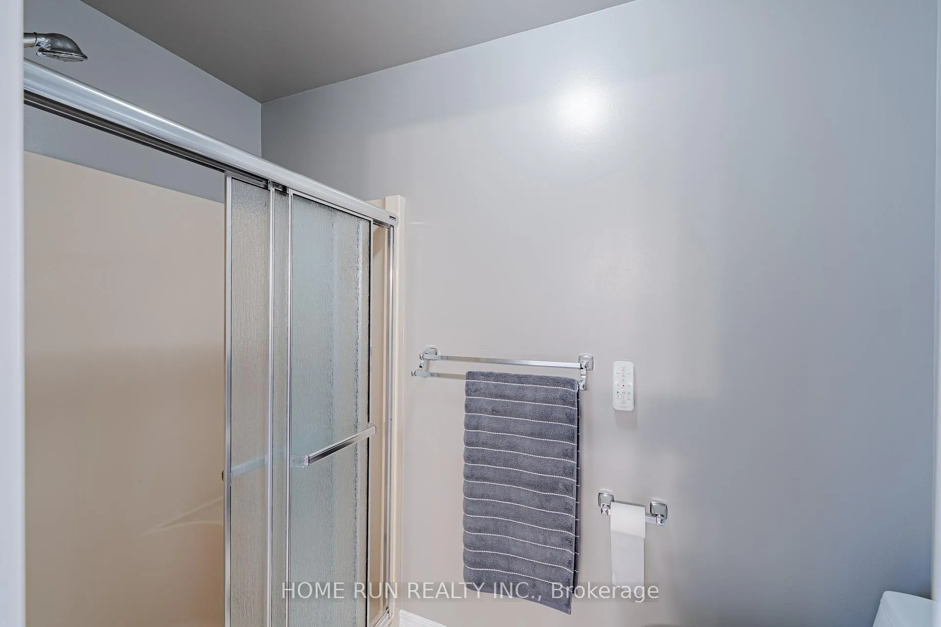 Photo 24 of 5 Thunderbird Crescent, Ottawa, Kanata - Bridlewood — HOMEH