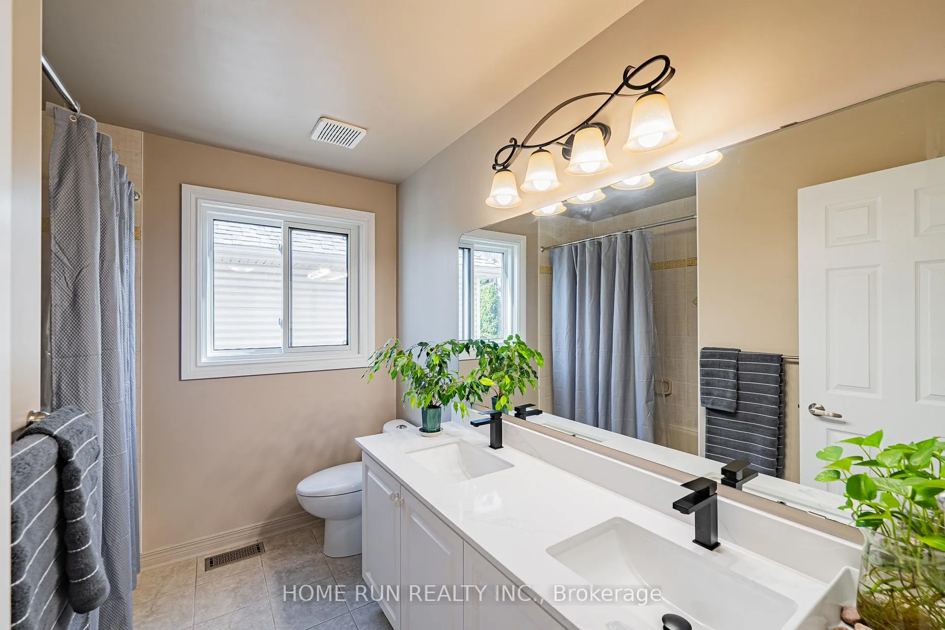 Photo 31 of 5 Thunderbird Crescent, Ottawa, Kanata - Bridlewood — HOMEH