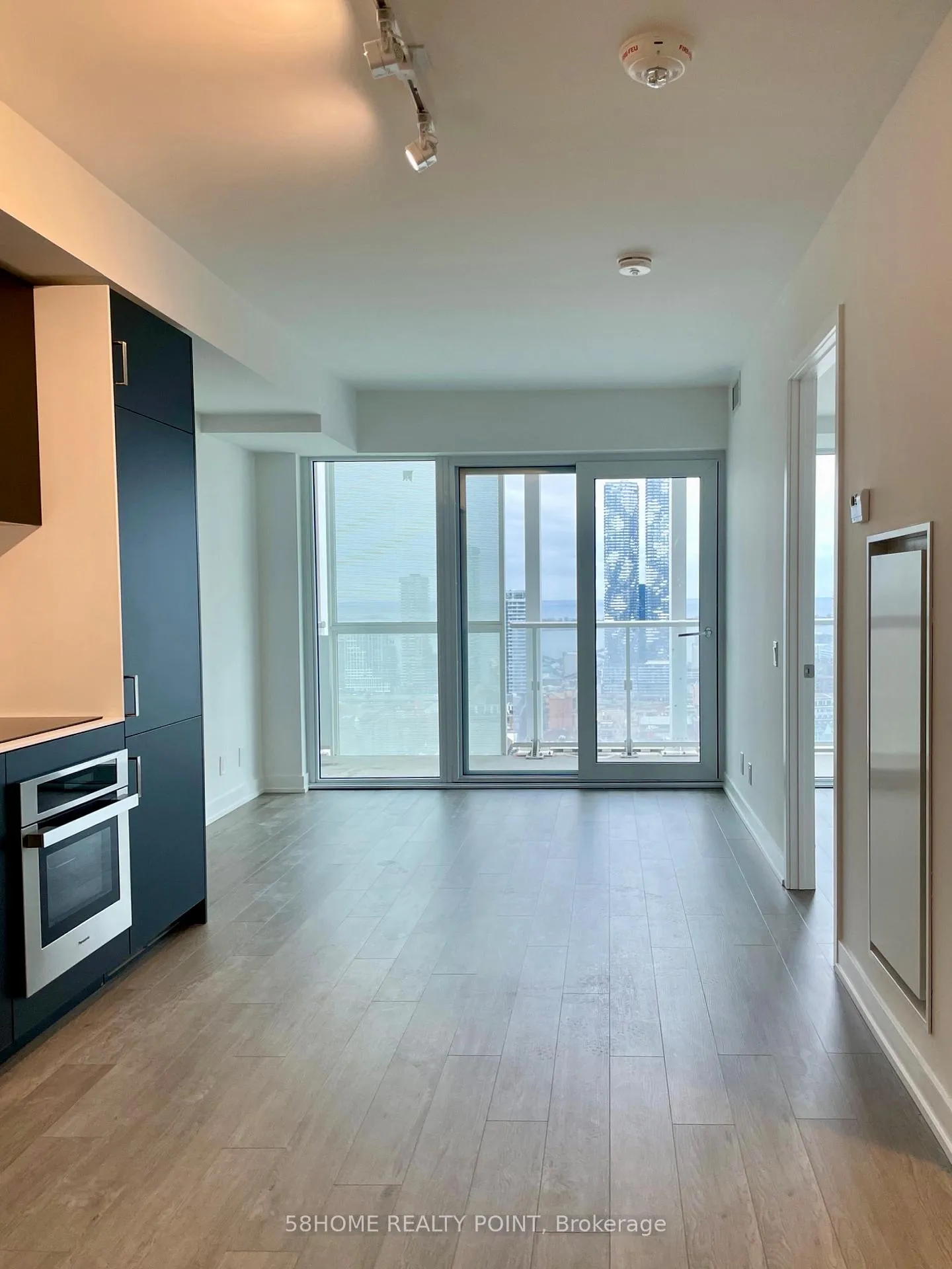 Photo 3 of Unit 3505, 88 Queen Street E, Toronto, Church-Yonge Corridor — HOMEH