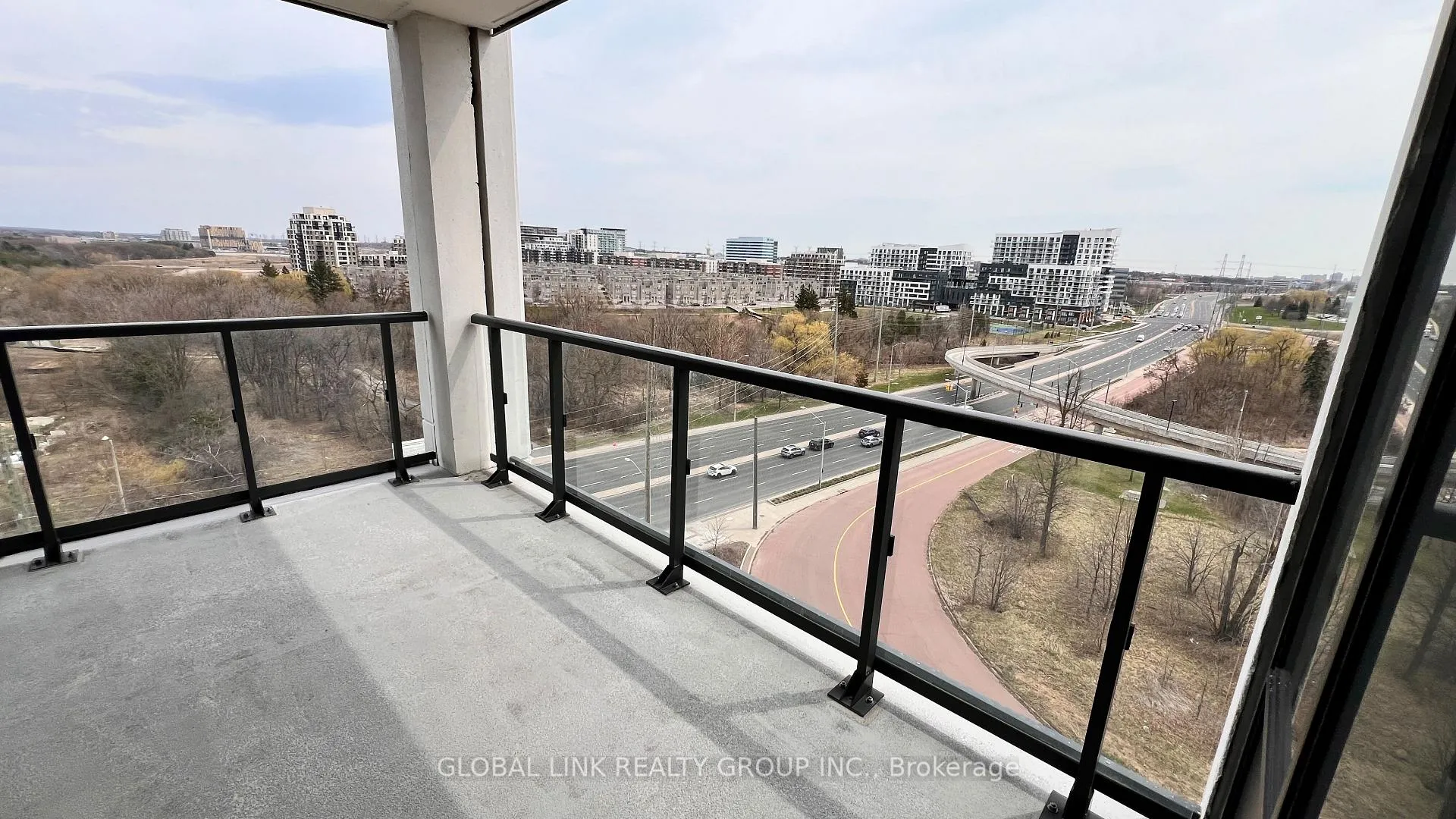 Photo 2 of Unit 1119, 8 cederland Drive, Markham, Unionville — HOMEH